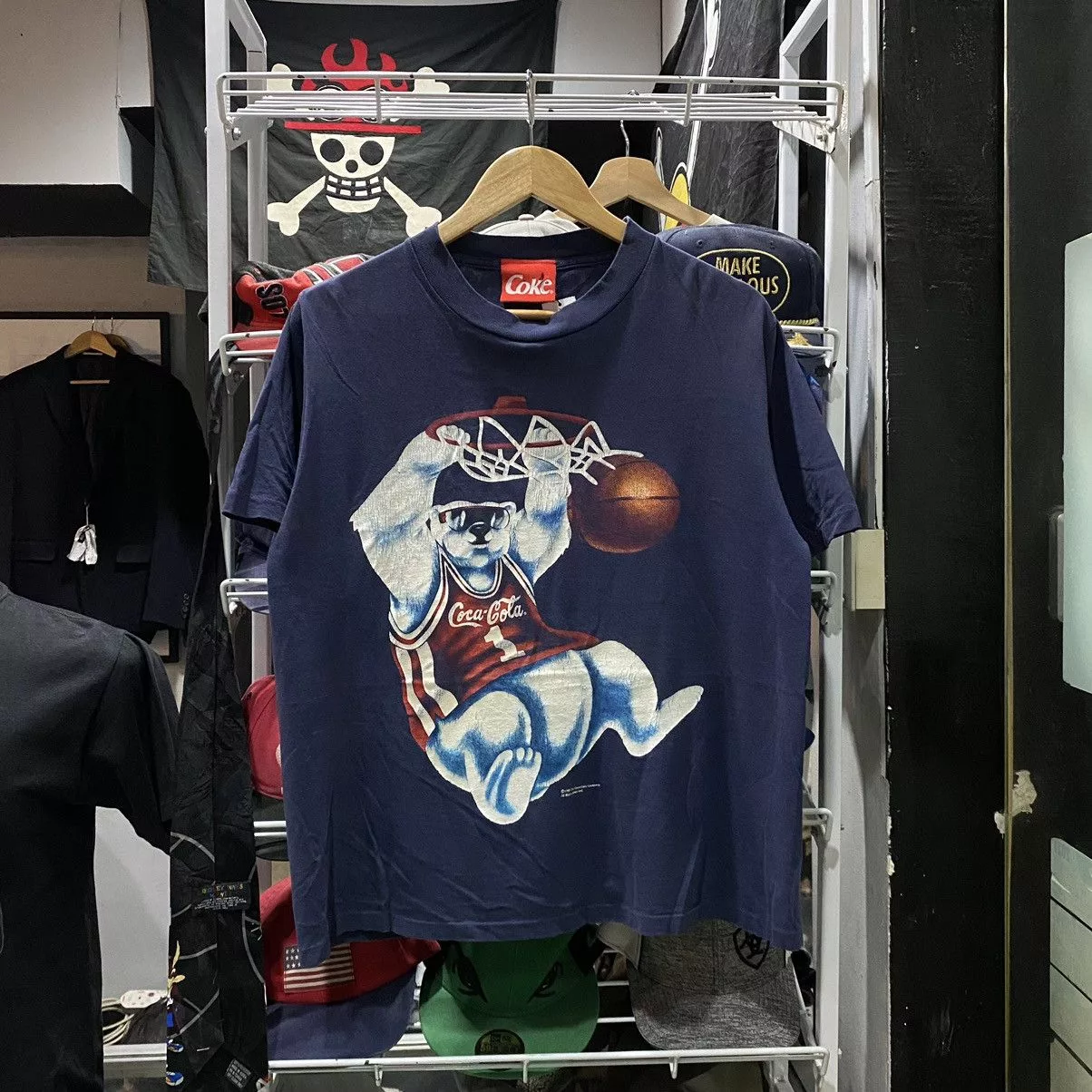 Coca Cola Short Sleeve T Shirts Coca Cola × Vintage Vintage 1995 Coca-Cola Cool Polar Bear T-Shirt Blue Streetwear