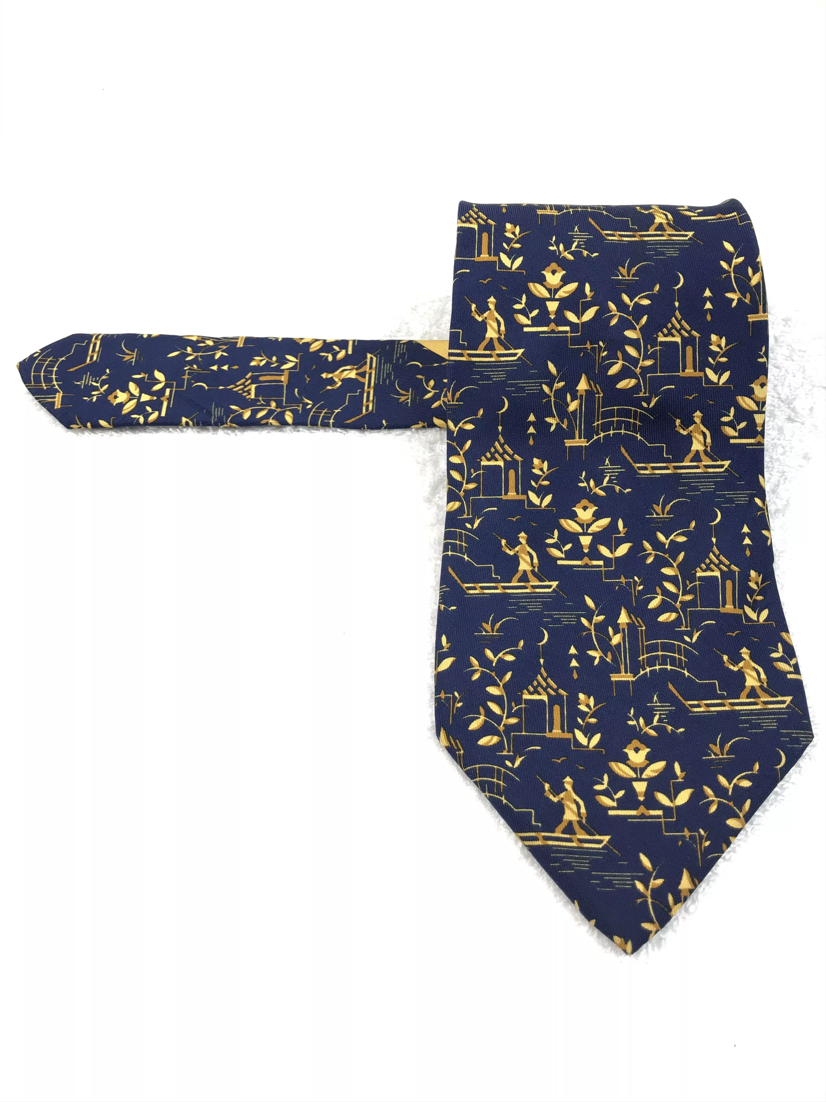 Designer Ties Pocketsquares Designer × Salvatore Ferragamo × Vintage SF207 Vintage Salvatore Ferragamo Neck tie Pure Silk Blue