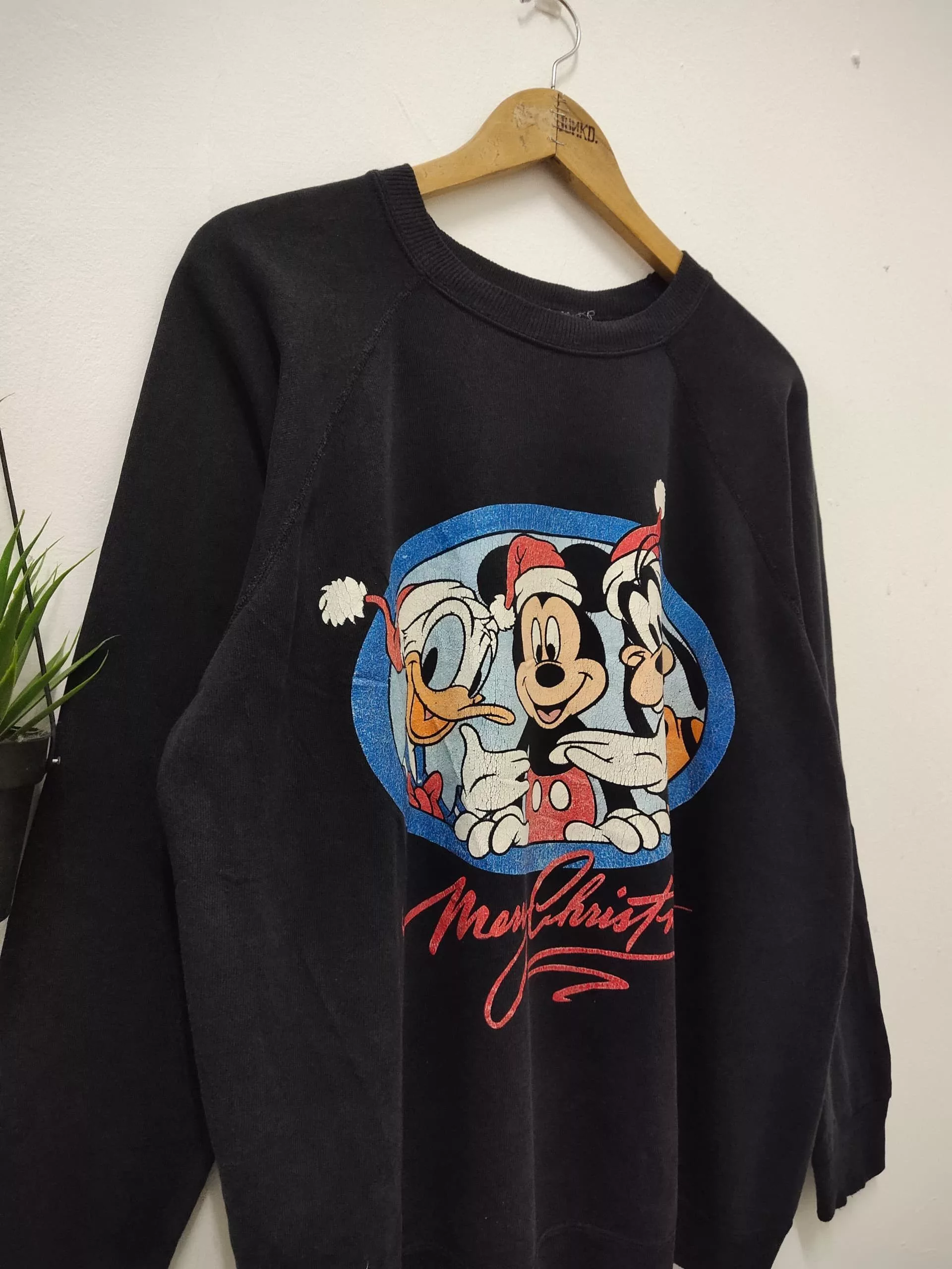 Cartoon Network Sweatshirts Hoodies Cartoon Network × Mickey Mouse × Vintage Vintage 80s 90s Mickey Mouse Christmas Crewneck sweatshirt Black