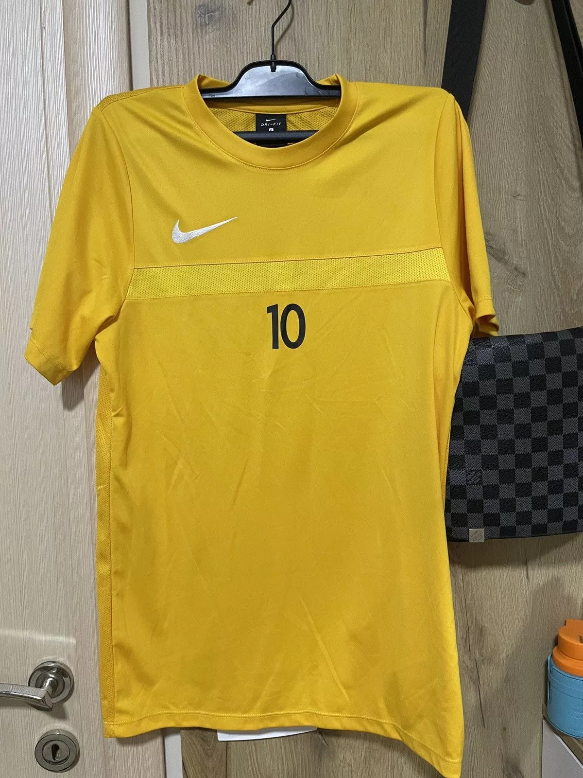 Nike Jerseys T-Shirt - Nike Yellow