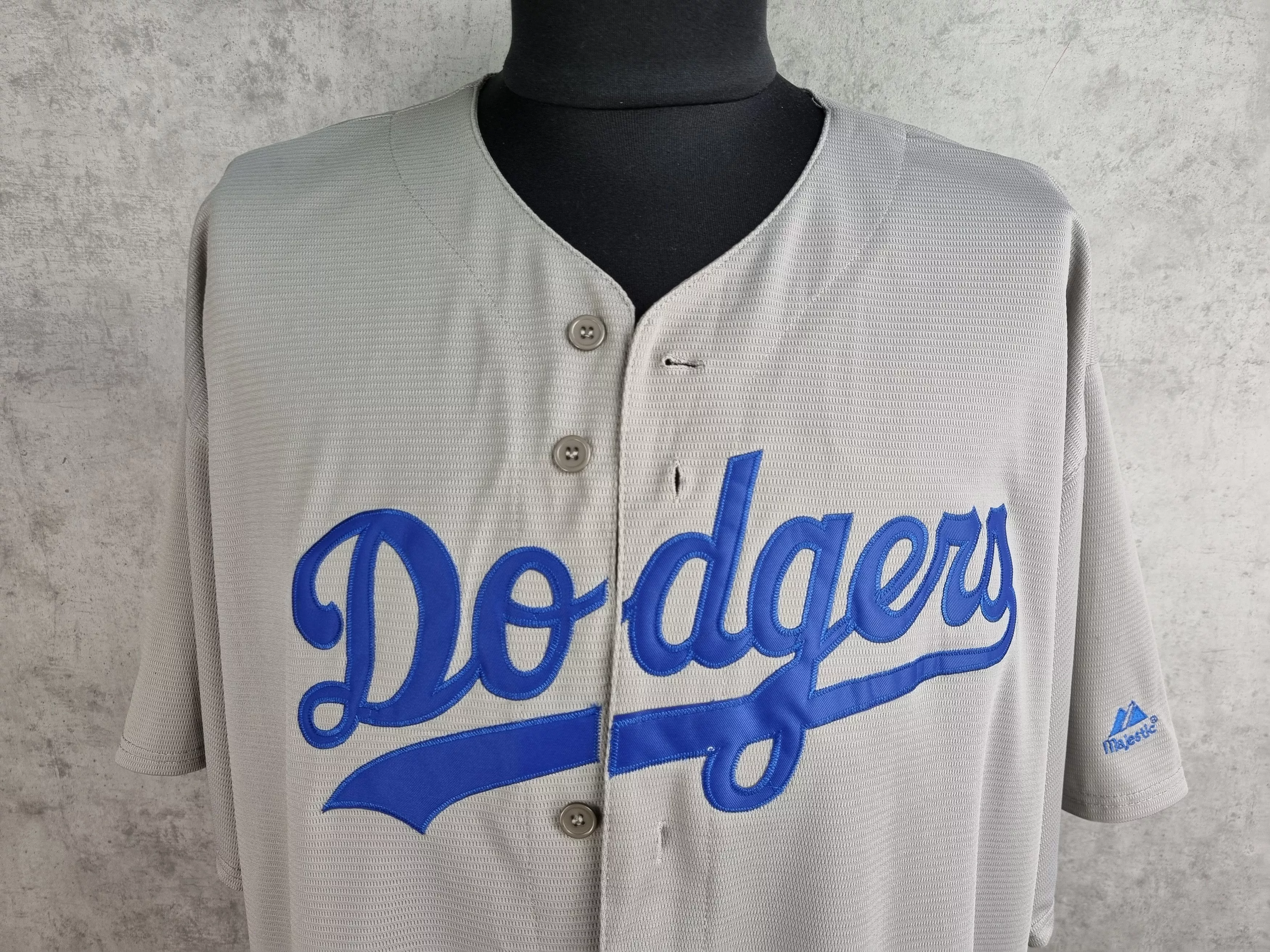 MLB Jerseys MLB LA Dodgers Cody Bellinger Majestic Buttons Up Jersey Gray