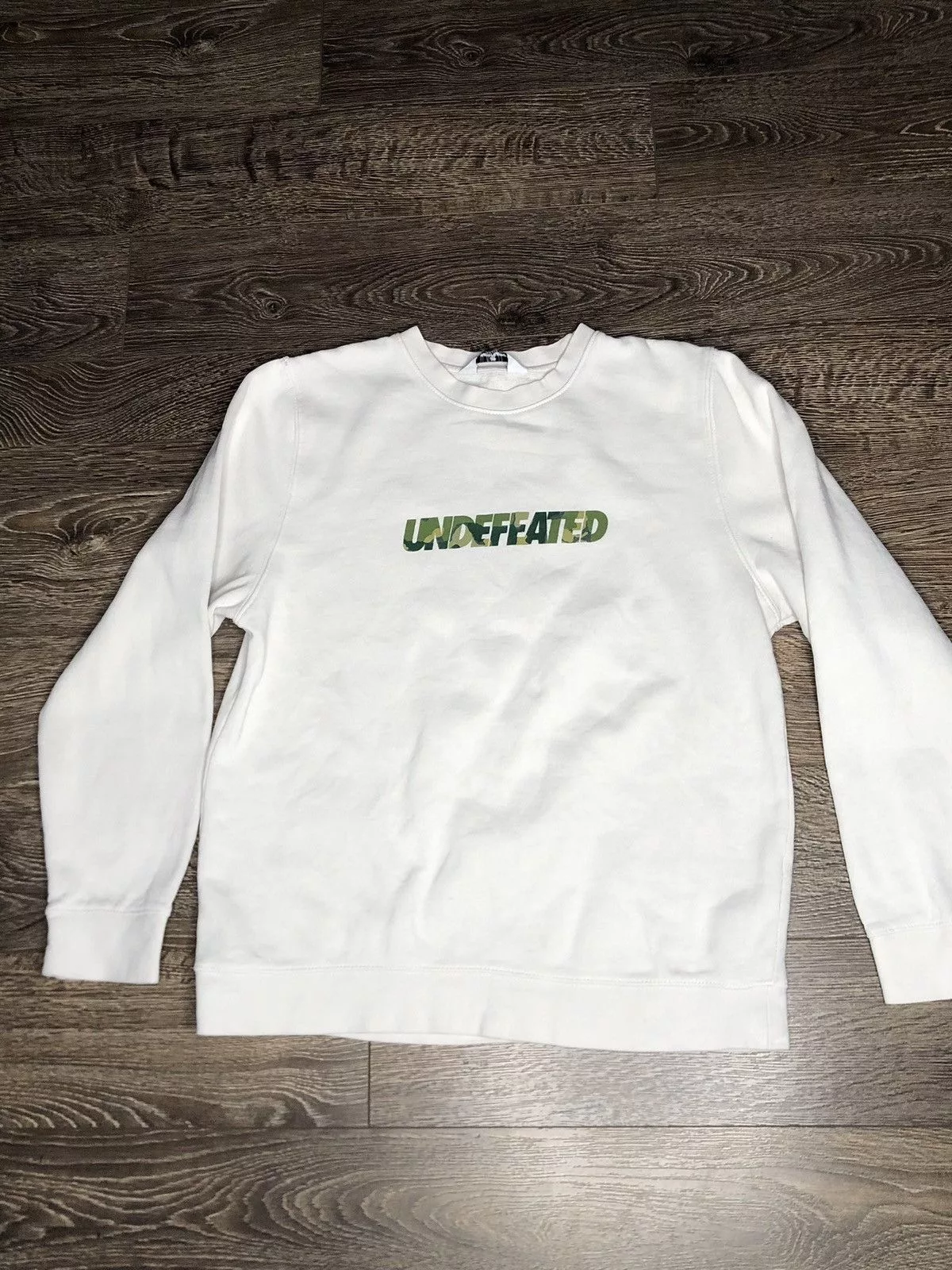 Undefeated Sweaters Knitwear Undefeated White Sweater