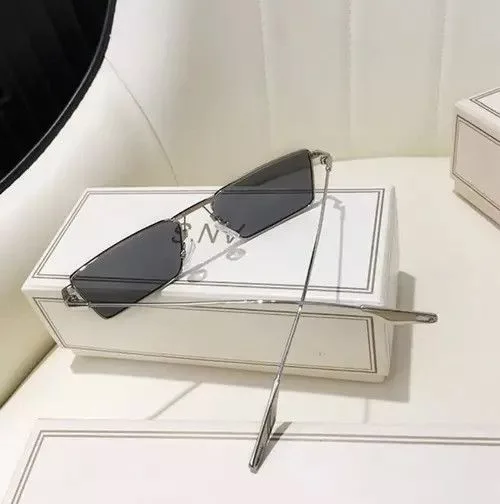 Designer Sunglasses Designer × Electric Visual Vintage square frame sunglasses Black