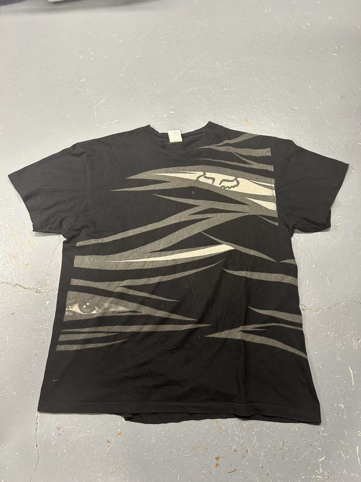 Fox Racing Short Sleeve T Shirts Fox Racing × Vintage Crazy Vintage Y2K Essential Black Fox Graphic Tee Shirt
