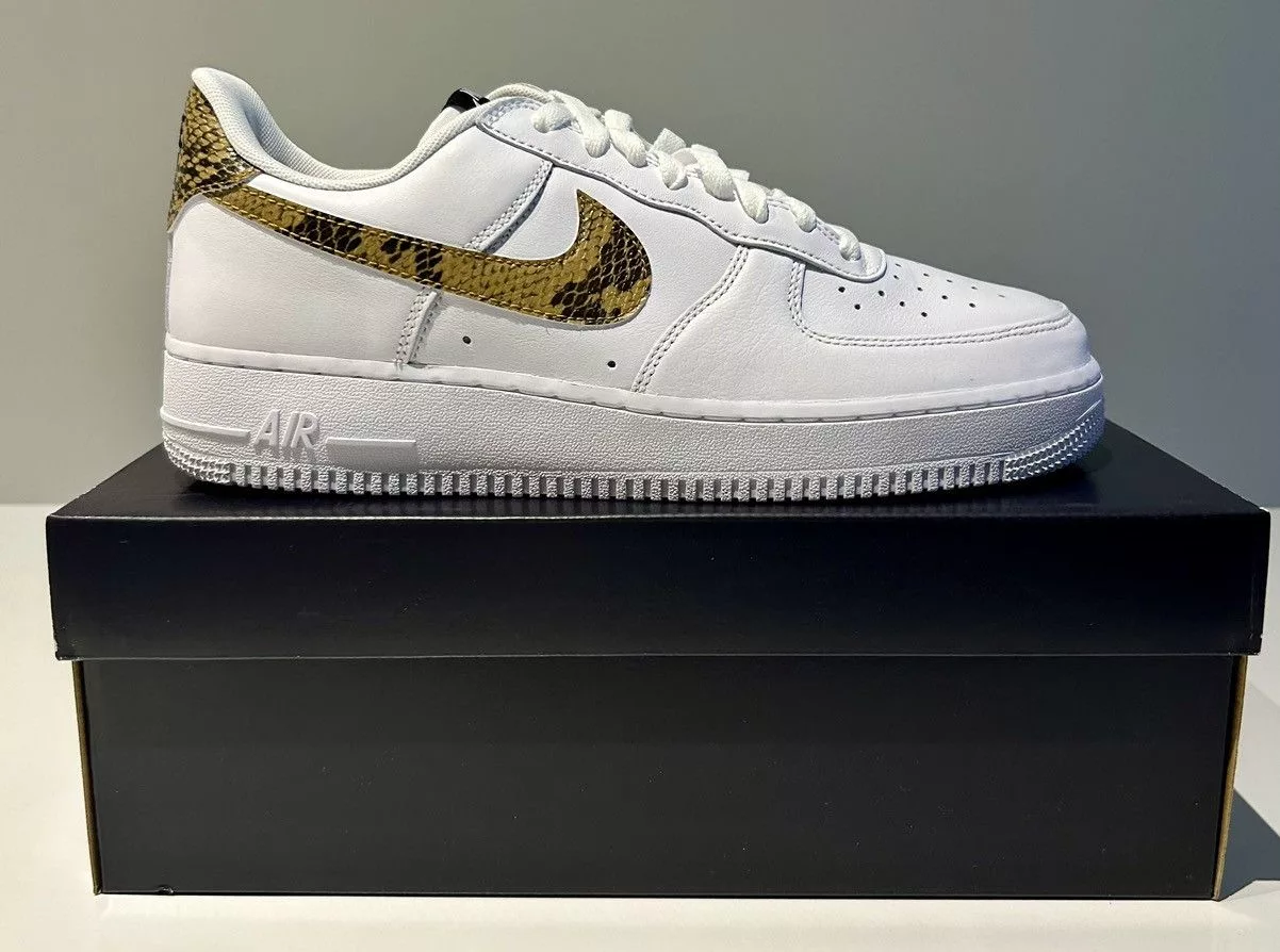 Nike Hi Top Sneakers Nike Air Force 1 Snake White