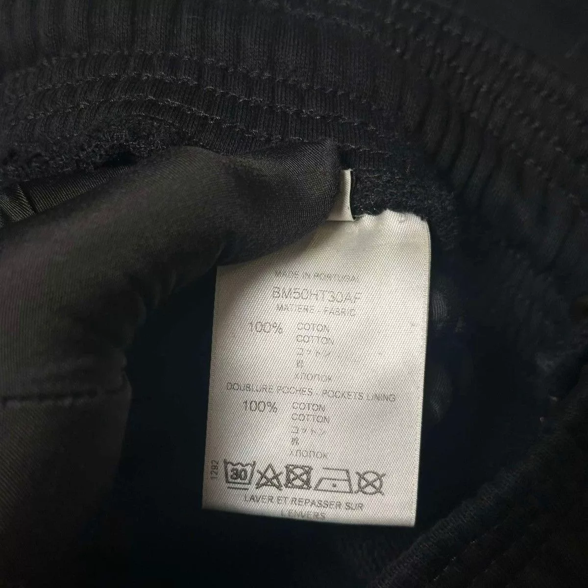 Givenchy Shorts GIVENCHY LOGO SHORT PANTS Black Luxury