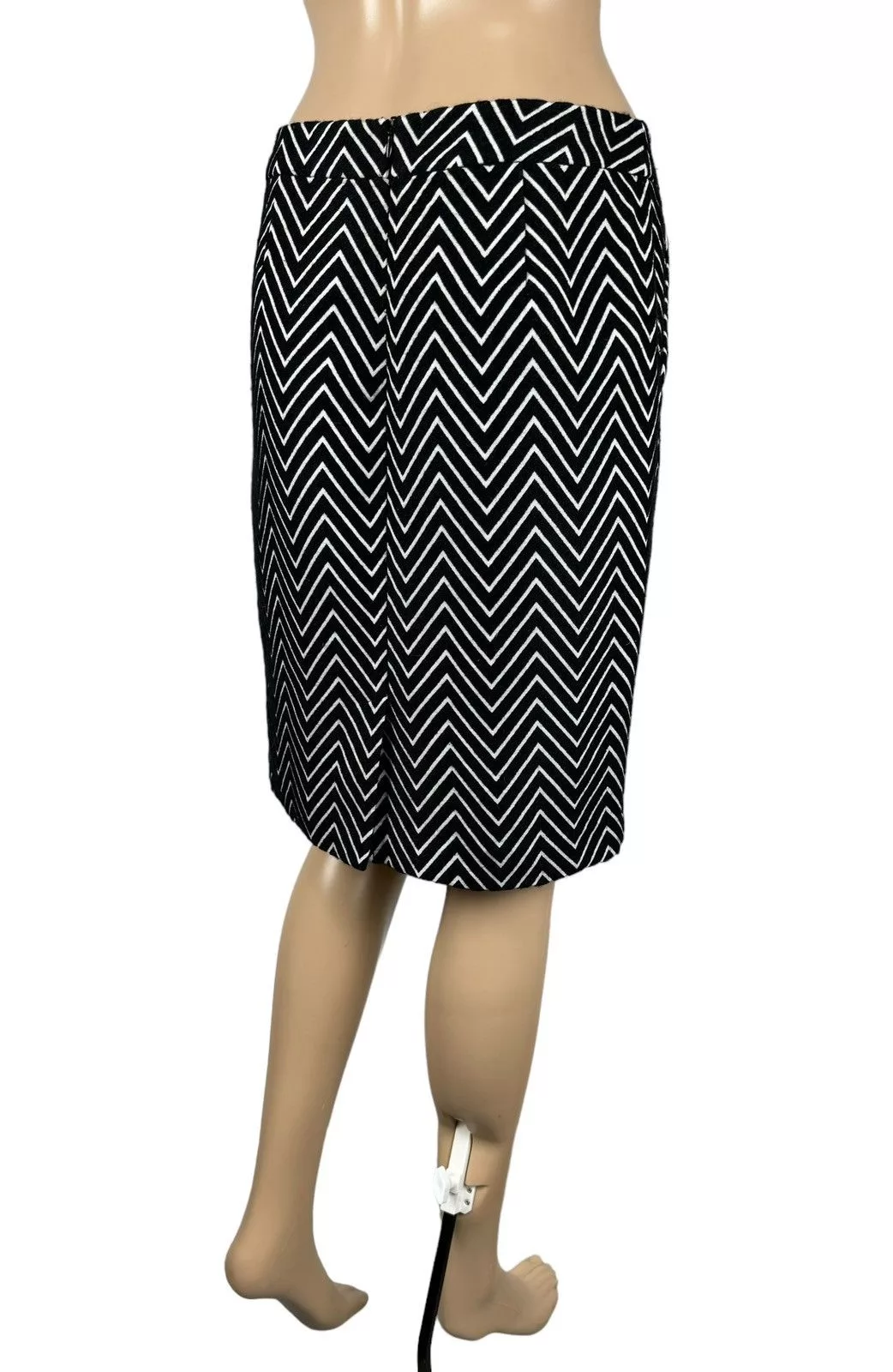 MAX&Co. Midi Skirts MAX&Co. Max&Co Pencil Skirt Zigzag Striped Wool-Polyester size US4 Black