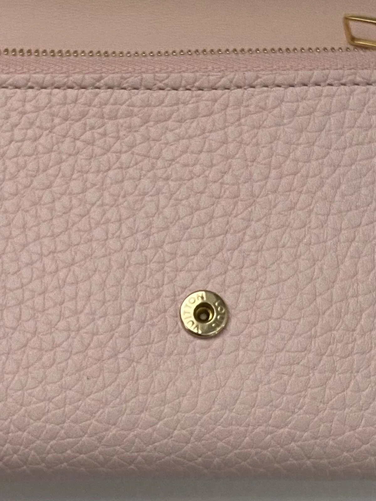 Louis Vuitton Wallets Authentic Louis Vuitton Capucines Wallet Pink