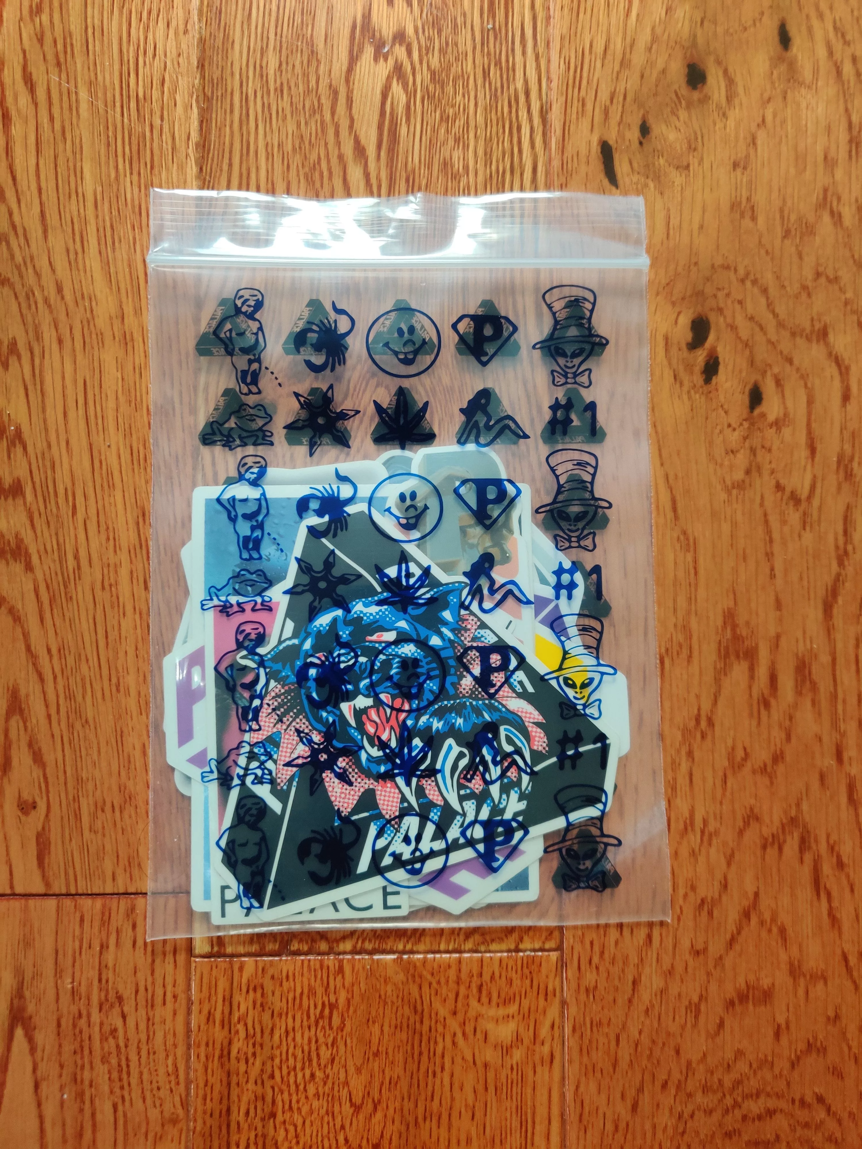 Palace Miscellaneous Palace 2019 f/w Ultimo sticker pack White