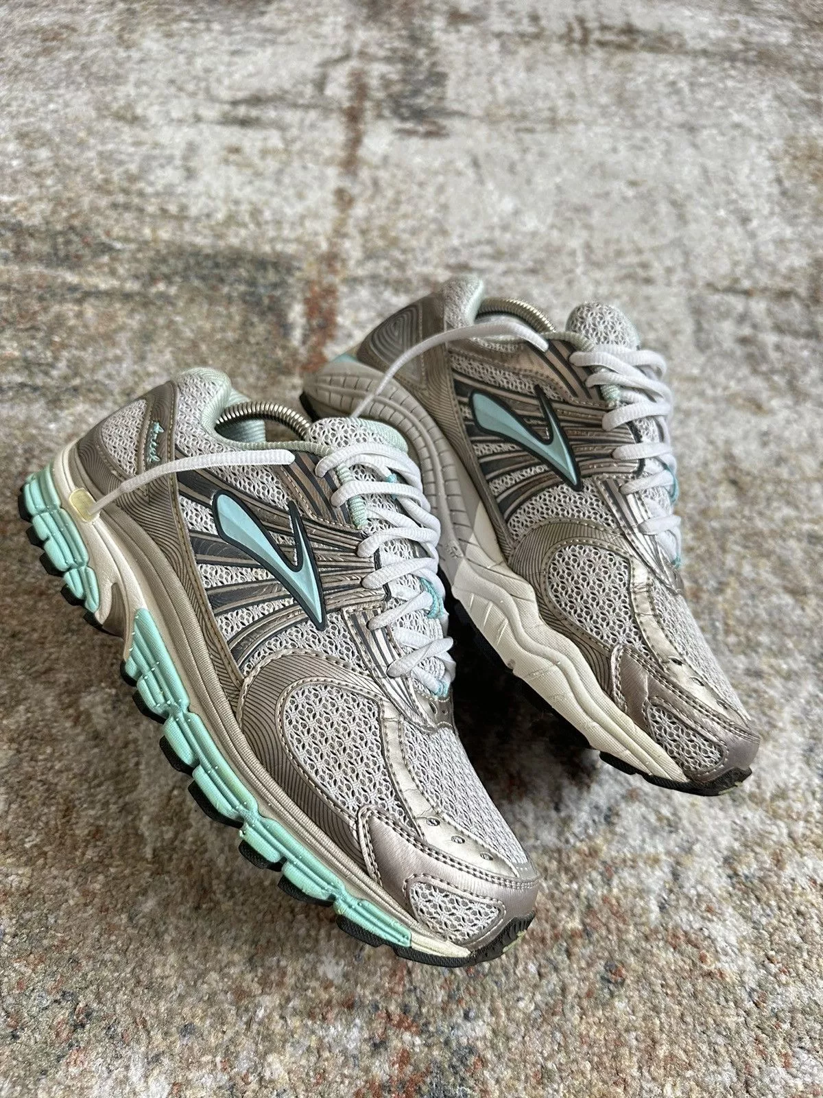 Brooks Low Top Sneakers Brooks × Vintage 🐬 Brooks Ariel Vintage Running Shoes 00s Y2K Daddy Baby Blue