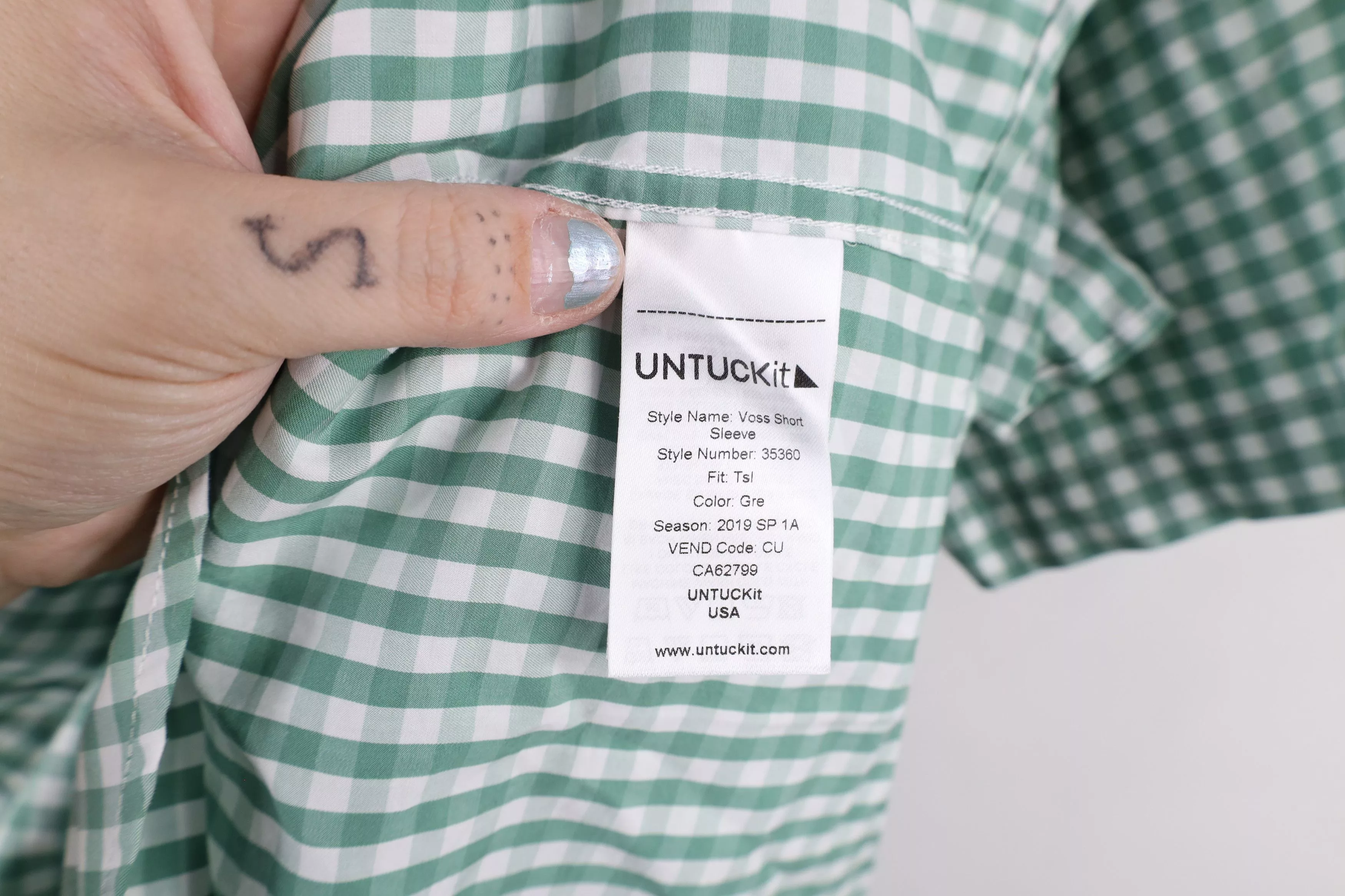 UNTUCKit Shirts Button Ups UNTUCKit × Vintage Untuckit Fit Short Sleeve Collared Button Shirt Green Plaid Multi