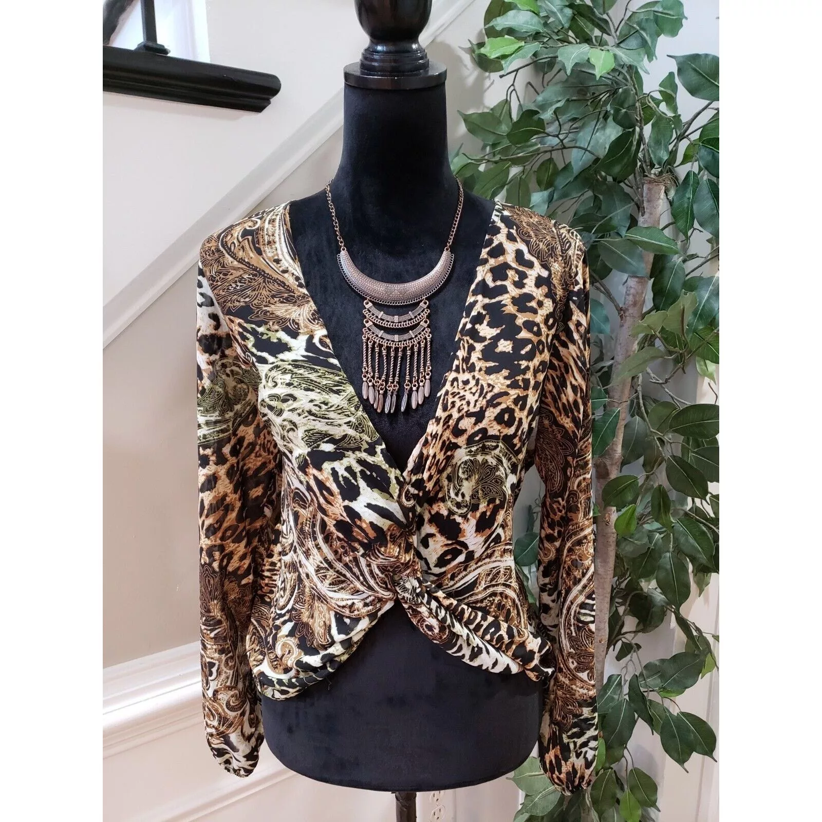 Other Blouses Other Dots Polyester V-Neck Long Sleeve Casual Top Blouse Size L Multi