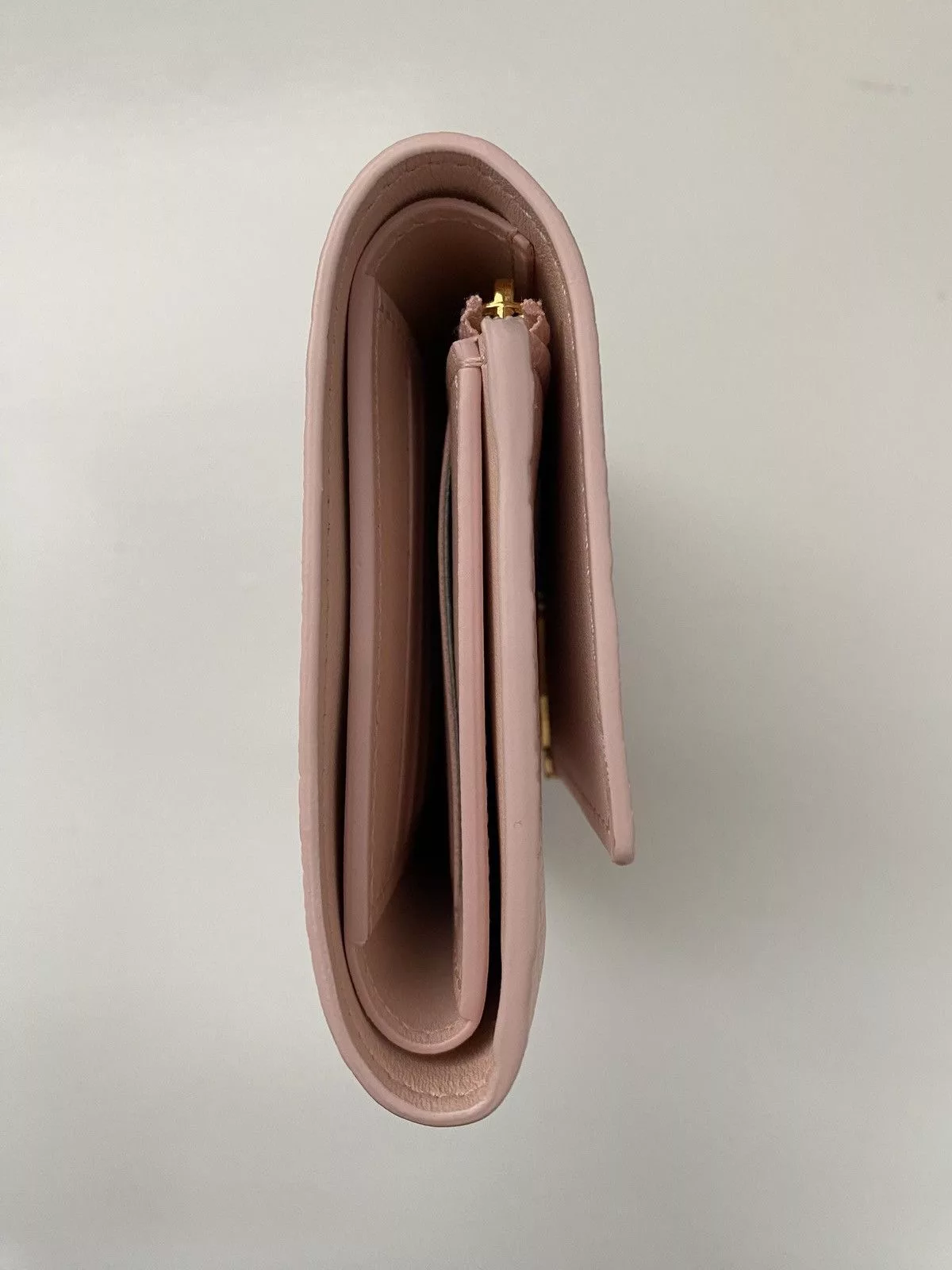 Louis Vuitton Wallets Authentic Louis Vuitton Capucines Wallet Pink