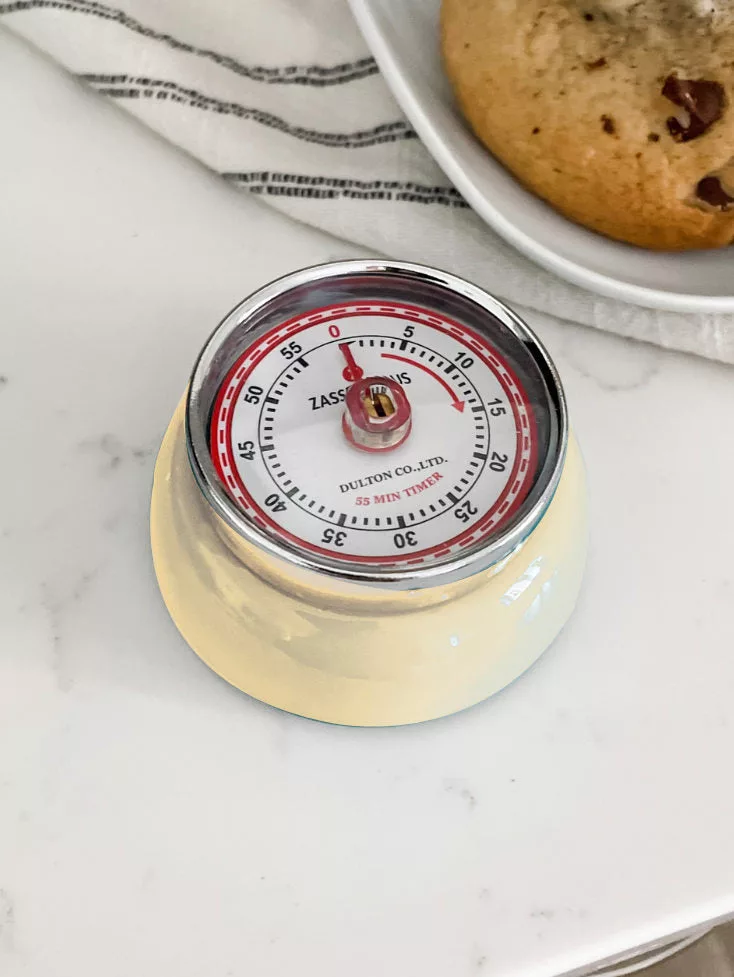 Cream Retro Timer