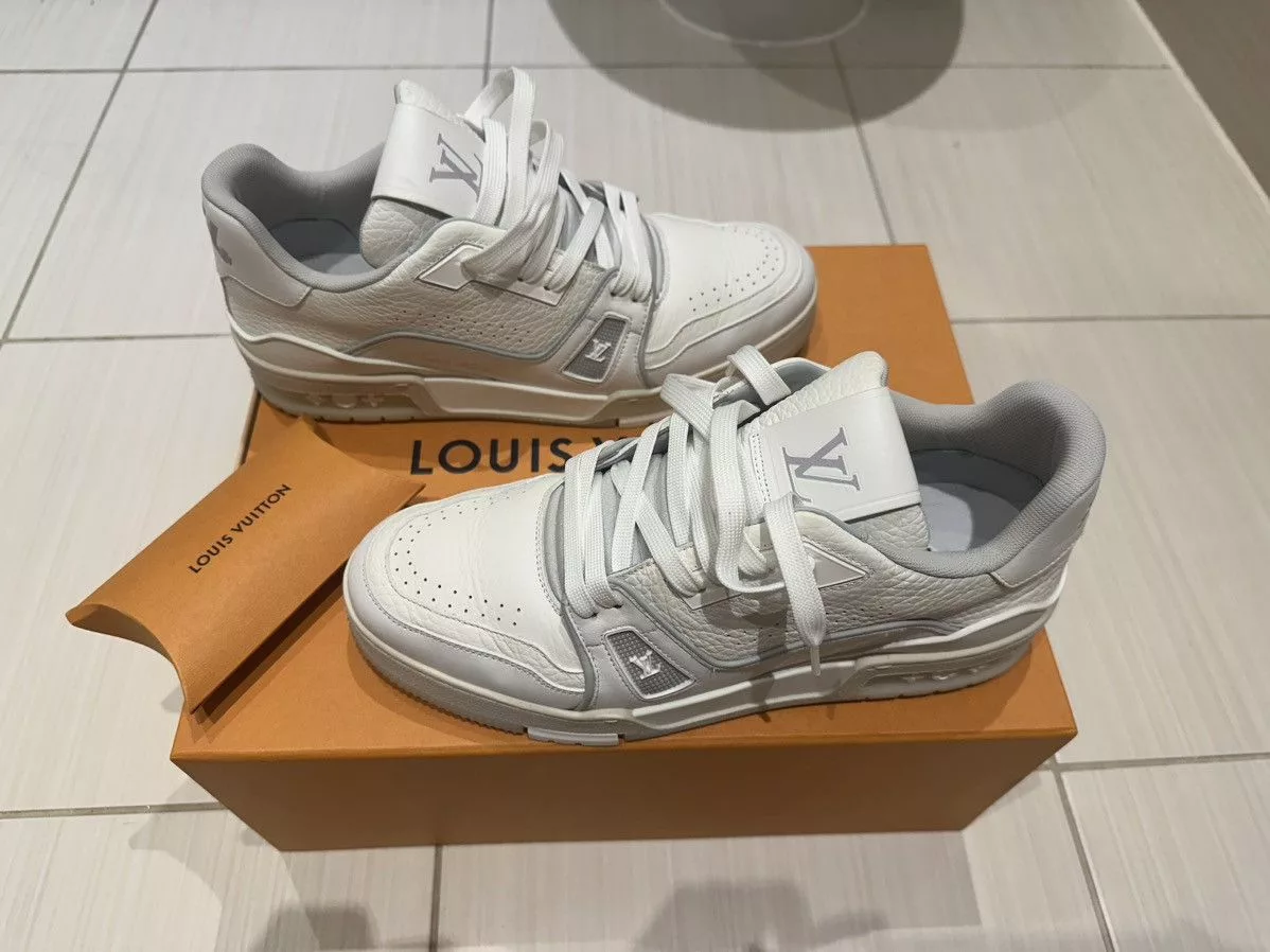 Louis Vuitton Low Top Sneakers Louis Vuitton White & Grey ‘LV Sneaker’