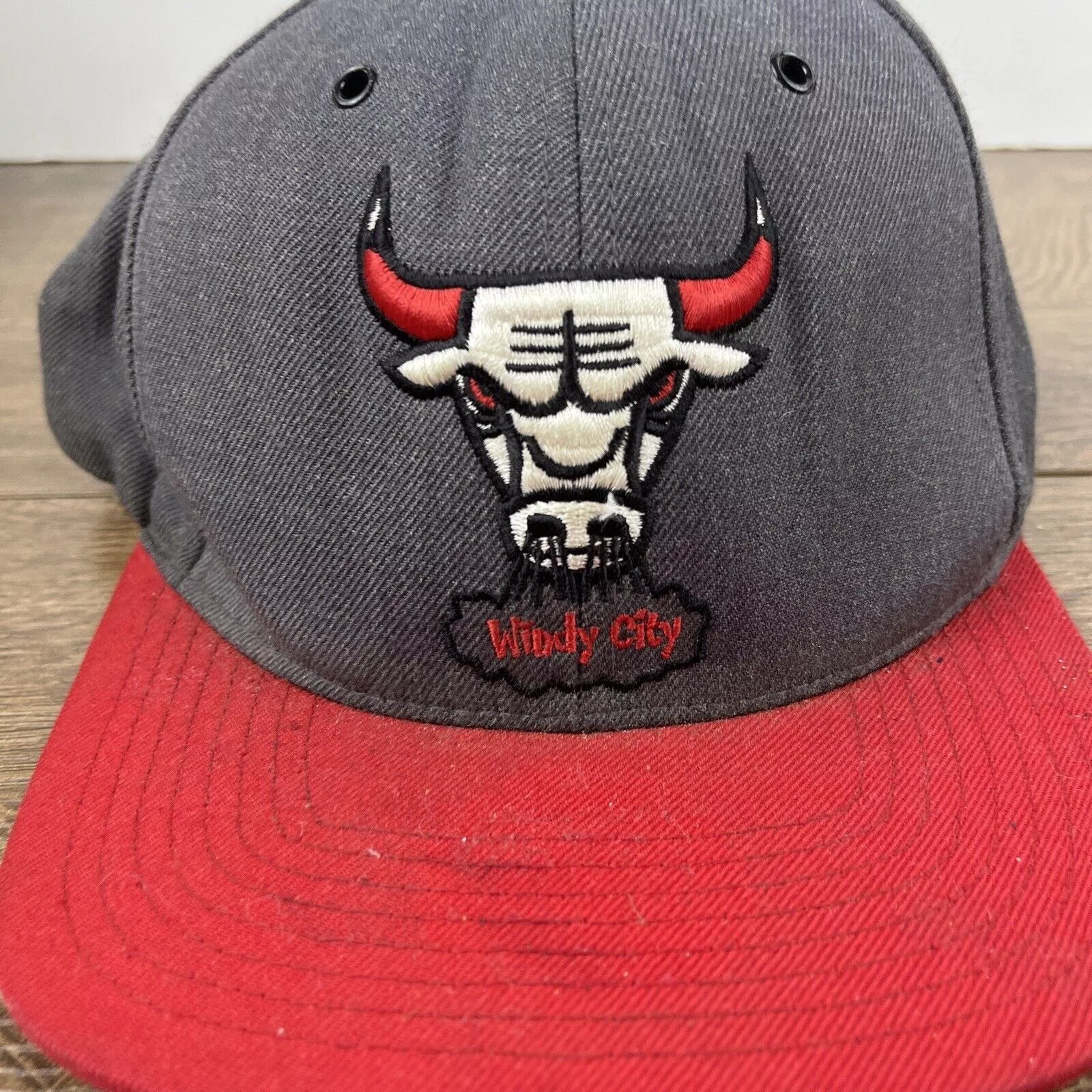 Mitchell & Ness Hats Chicago Bulls Snapback Hat Mitchell & Ness Gray Adjustable H