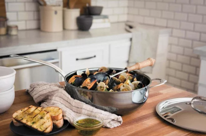 NanoBond 5qt Covered Essential Pan