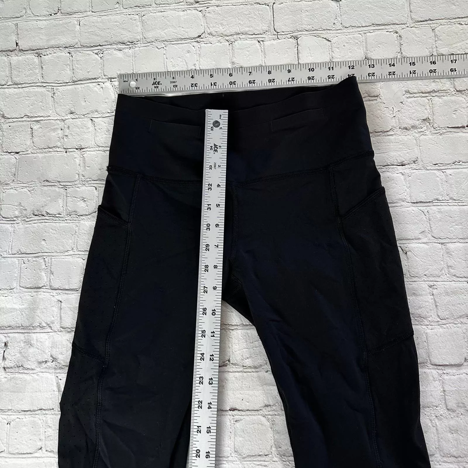 Black Lululemon Leggings size 6