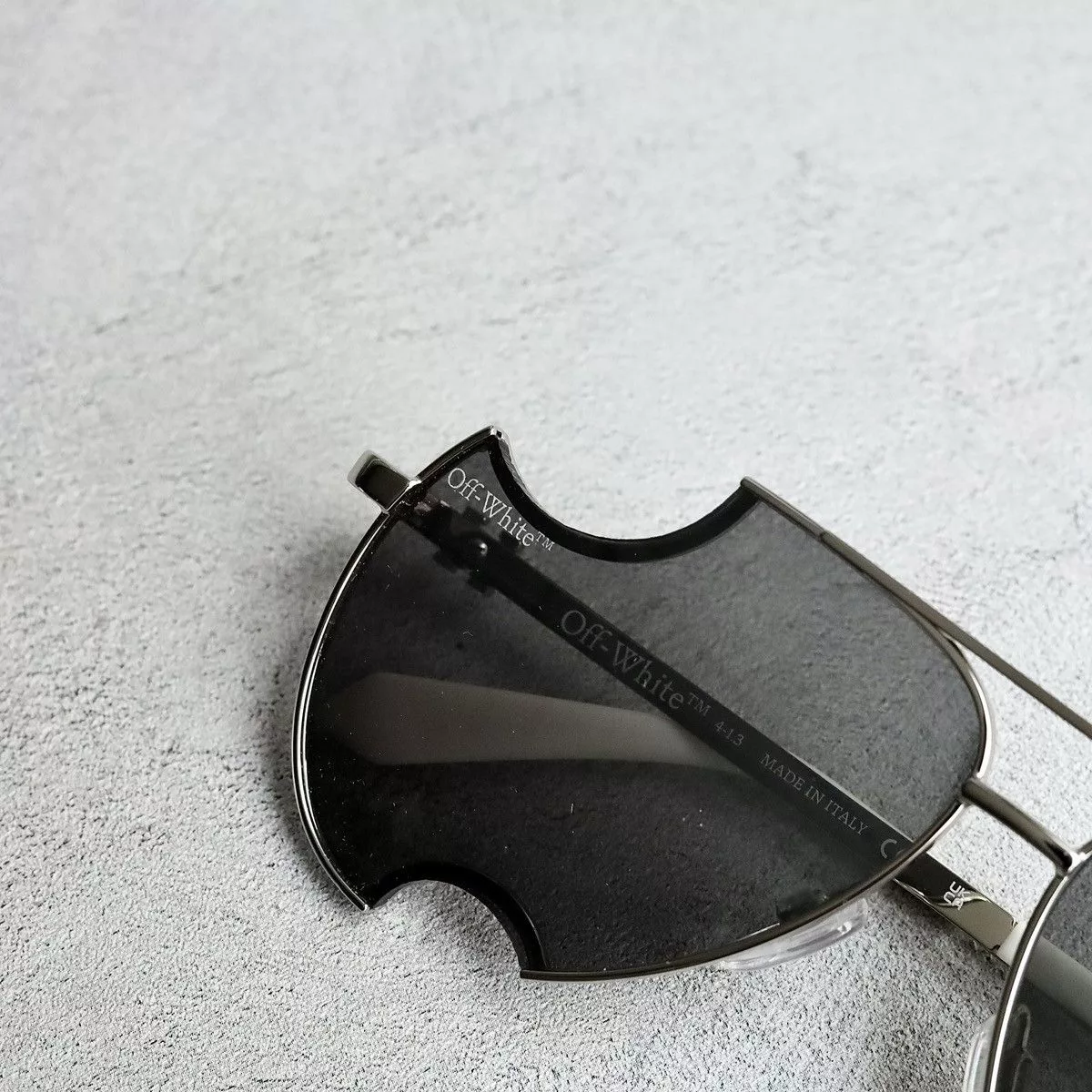 Off-White Sunglasses Off-White OFF WHITE DALLAS SUNGLASSES Silver