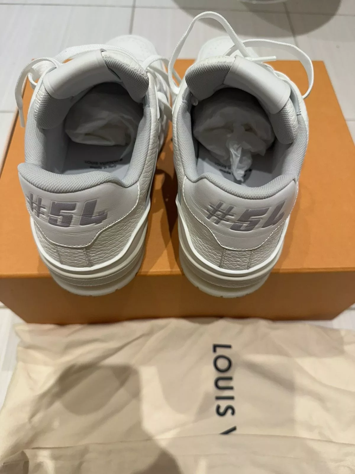 Louis Vuitton Low Top Sneakers Louis Vuitton White & Grey ‘LV Sneaker’