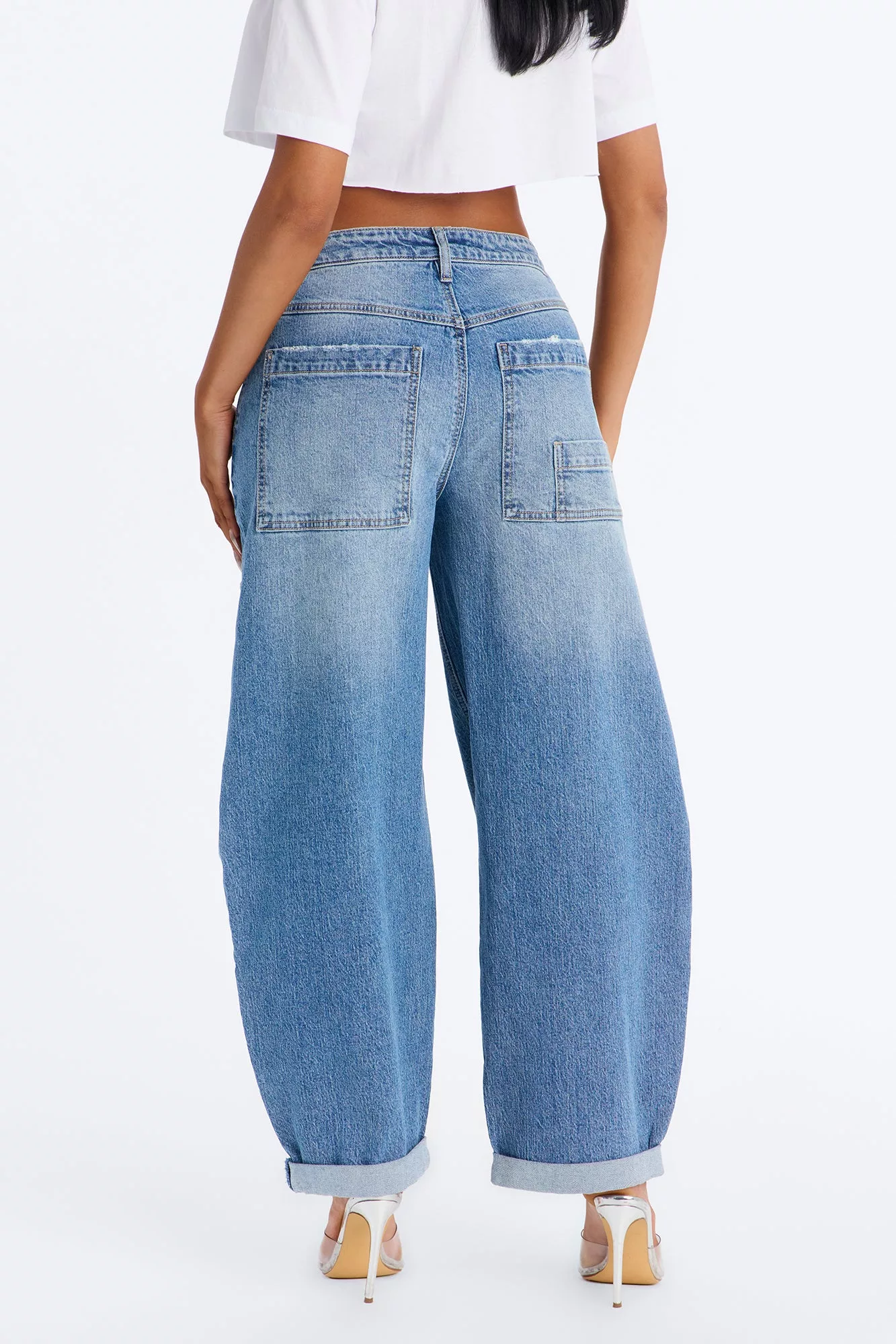 Easy To Please Baggy Cargo Jeans - Medium Wash