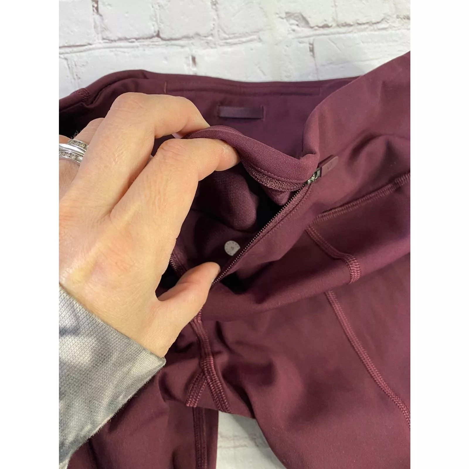 lululemon leggings size 4 Red