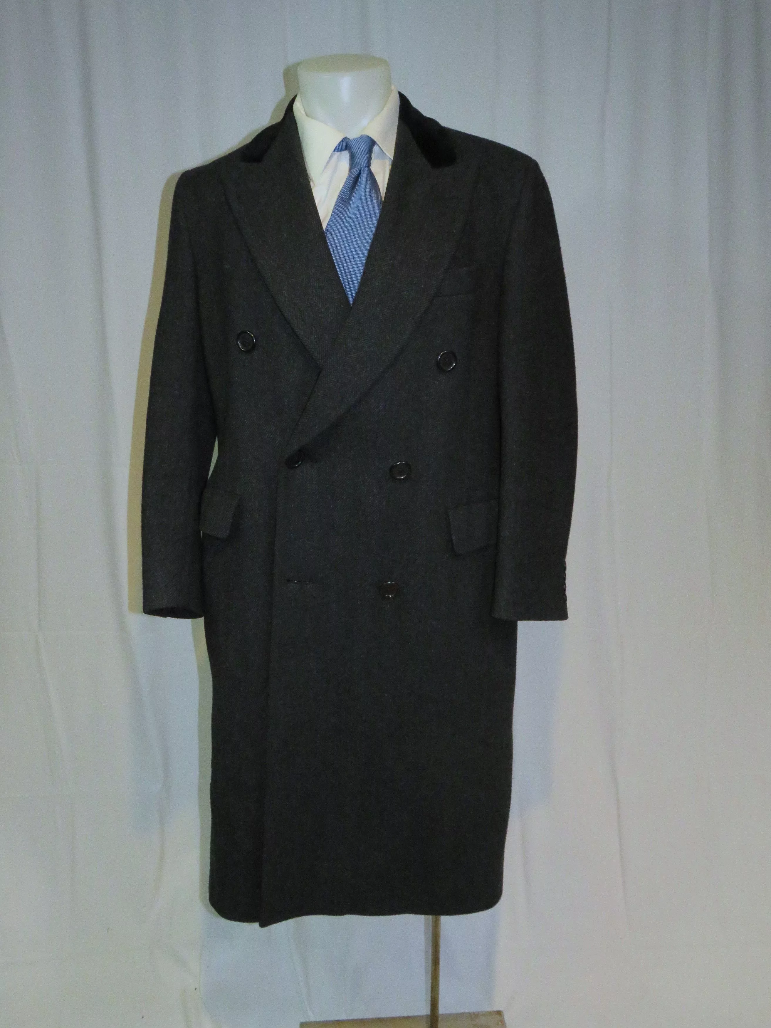 Paul Stuart Heavy Coats Paul Stuart Gray Herringbone Double Breasted Chesterfield 41R