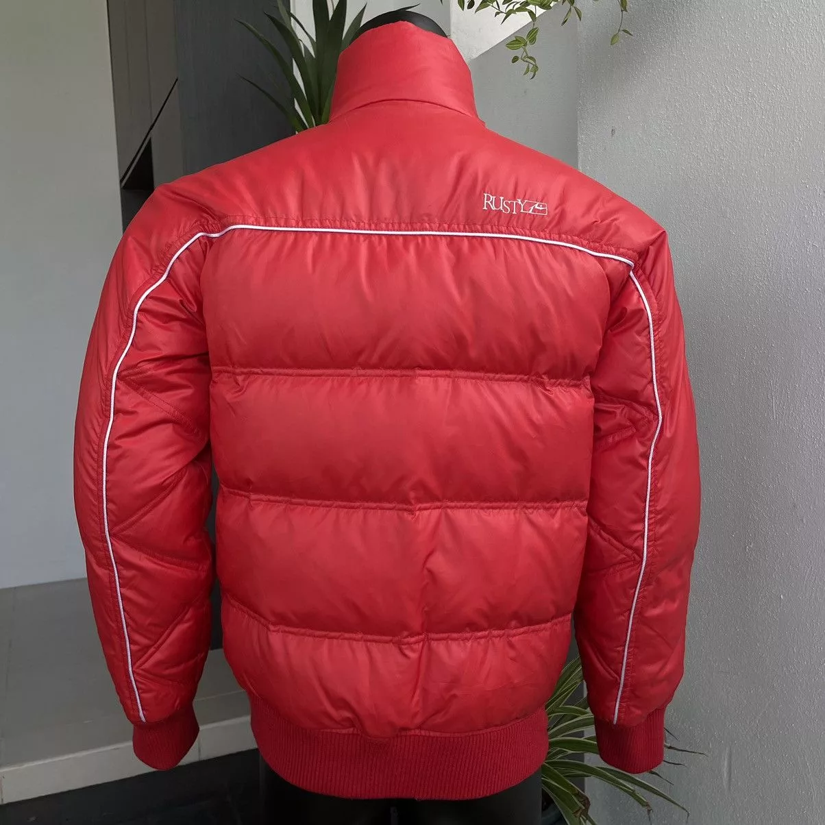 Rusty Light Jackets Rusty Raglan Jacket Red Streetwear