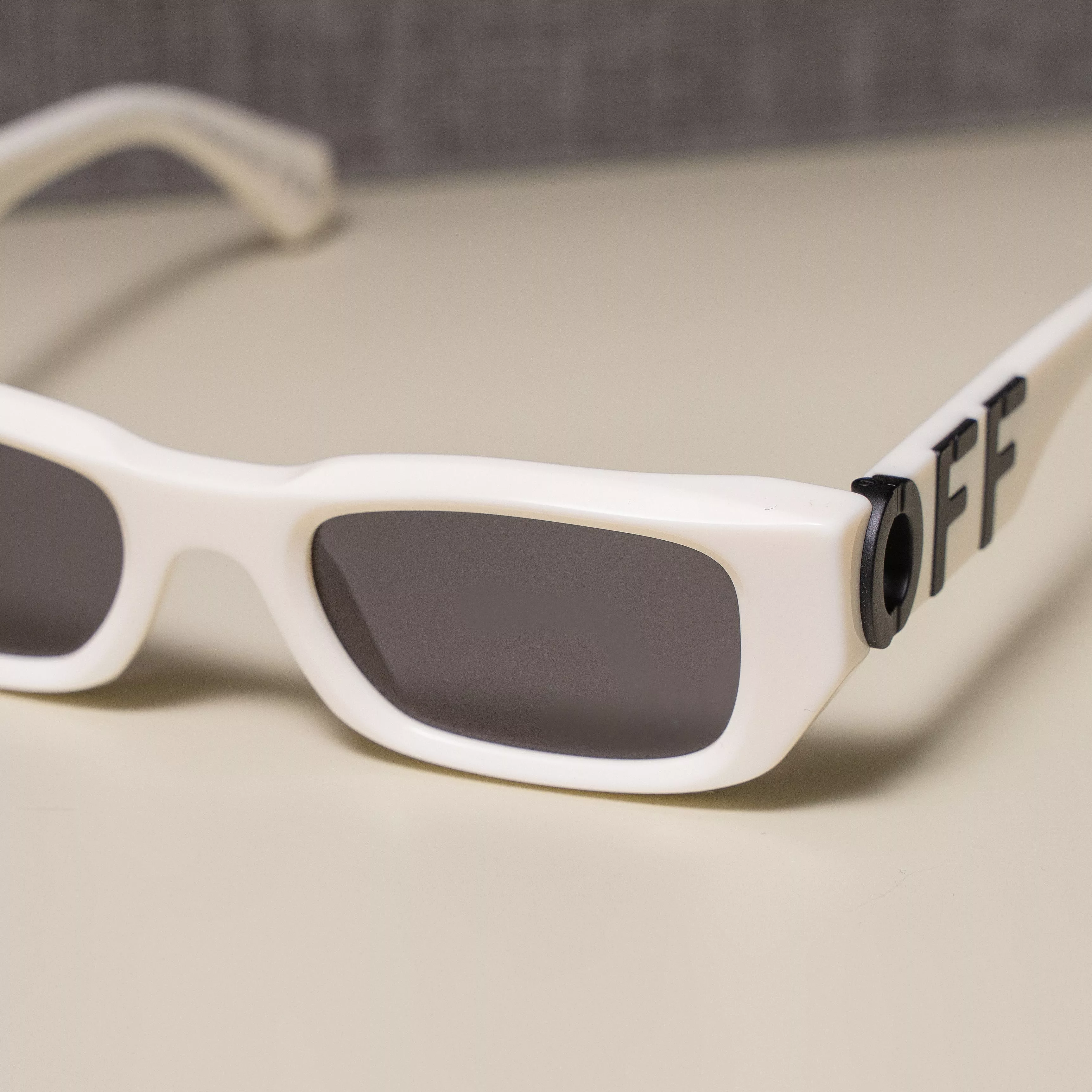 Off-White Sunglasses Off-White OFF WHITE Fillmore Rectangular Frame Sunglasses WHITE