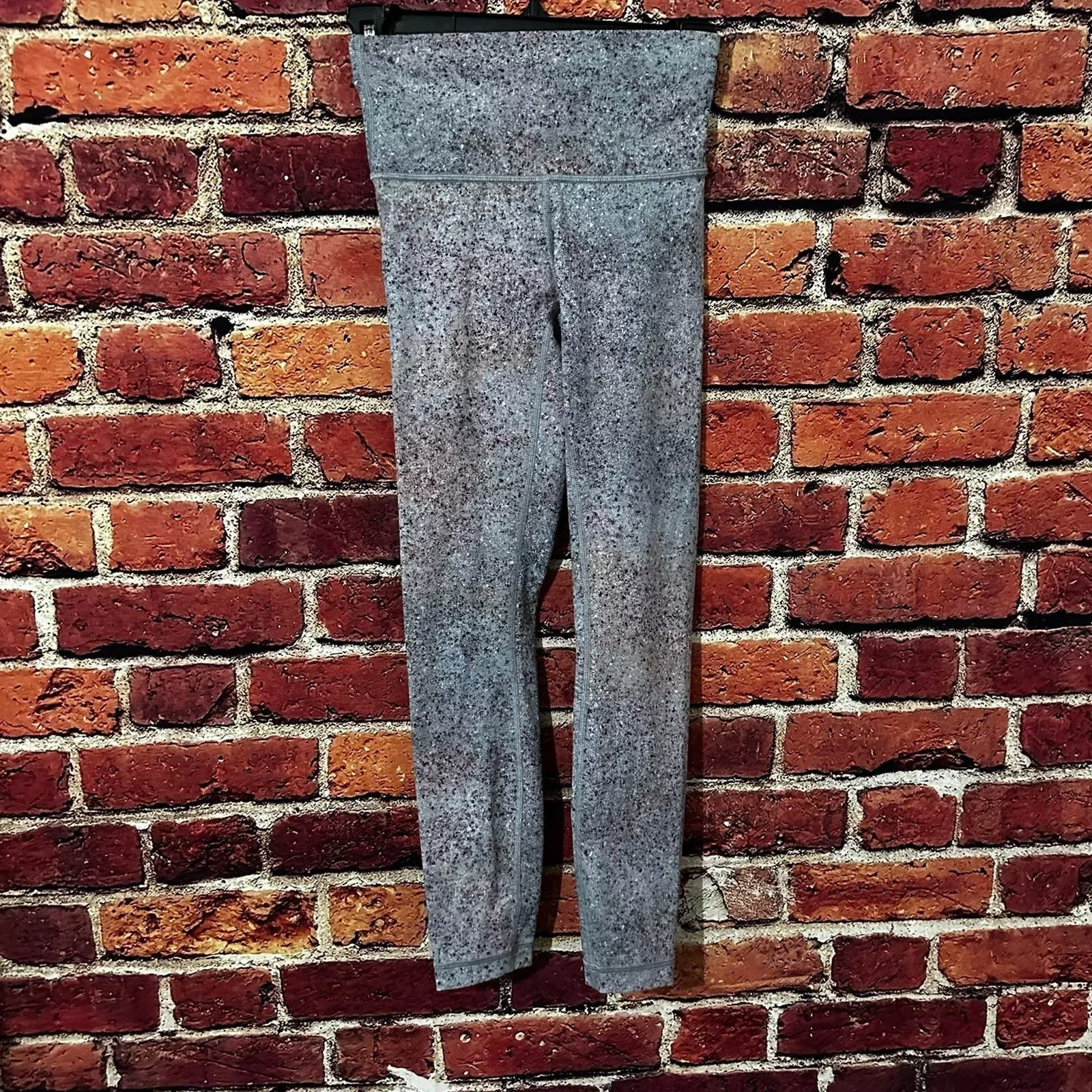 lululemon leggings size 2 Gray