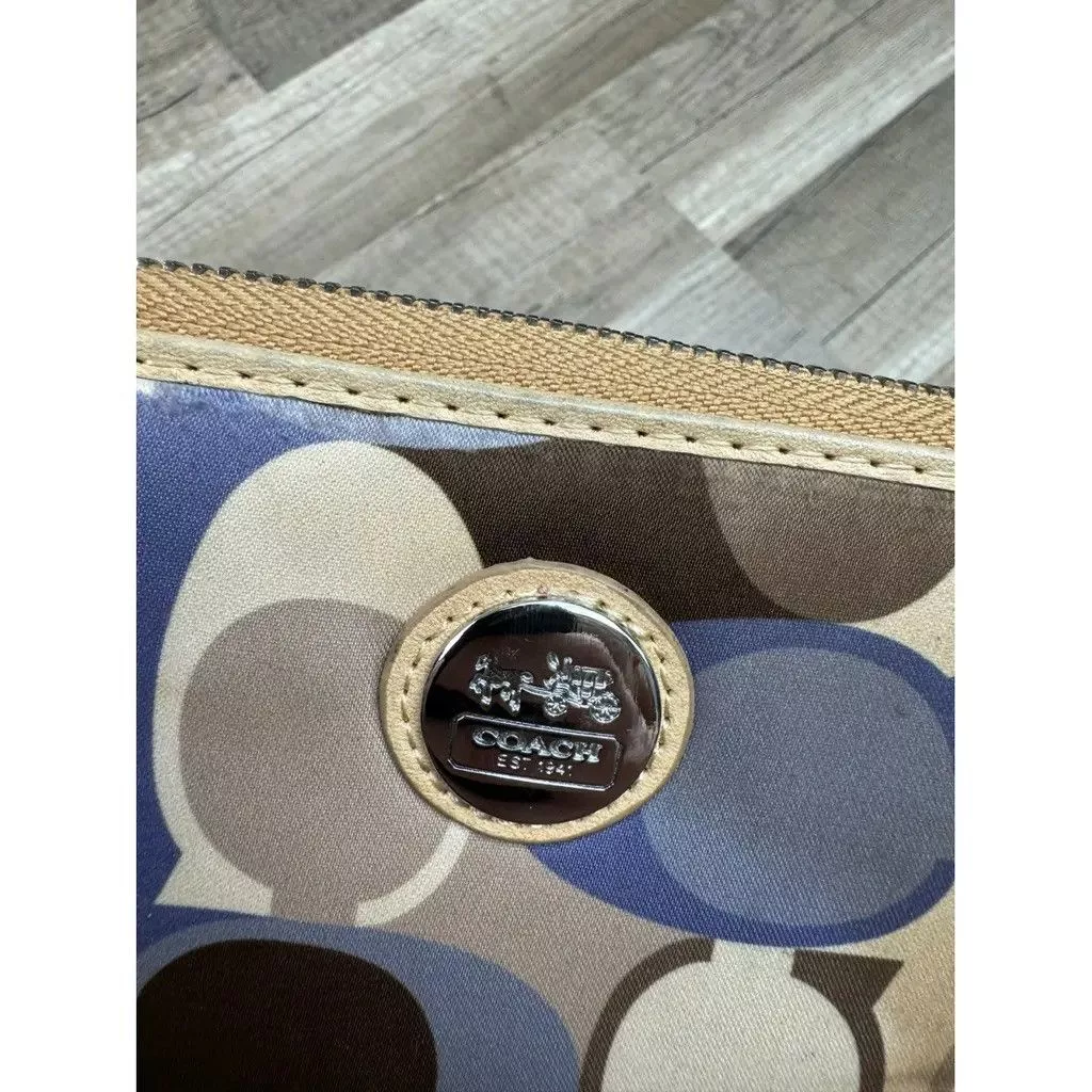 Coach Mini Bags Coach wallet Size: 20x10x2 Multi