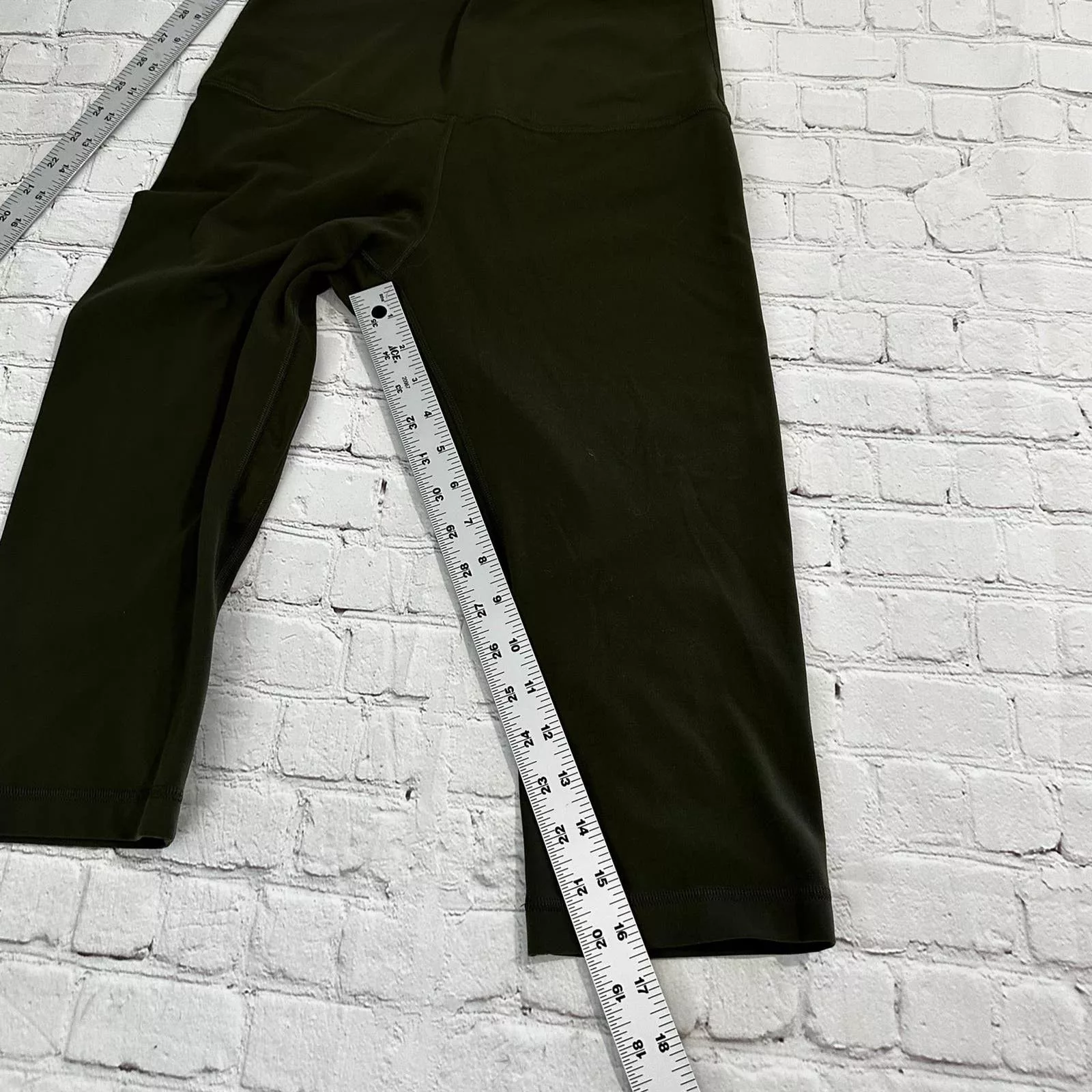 Lululemon Pants lululemon leggings size 10 Green