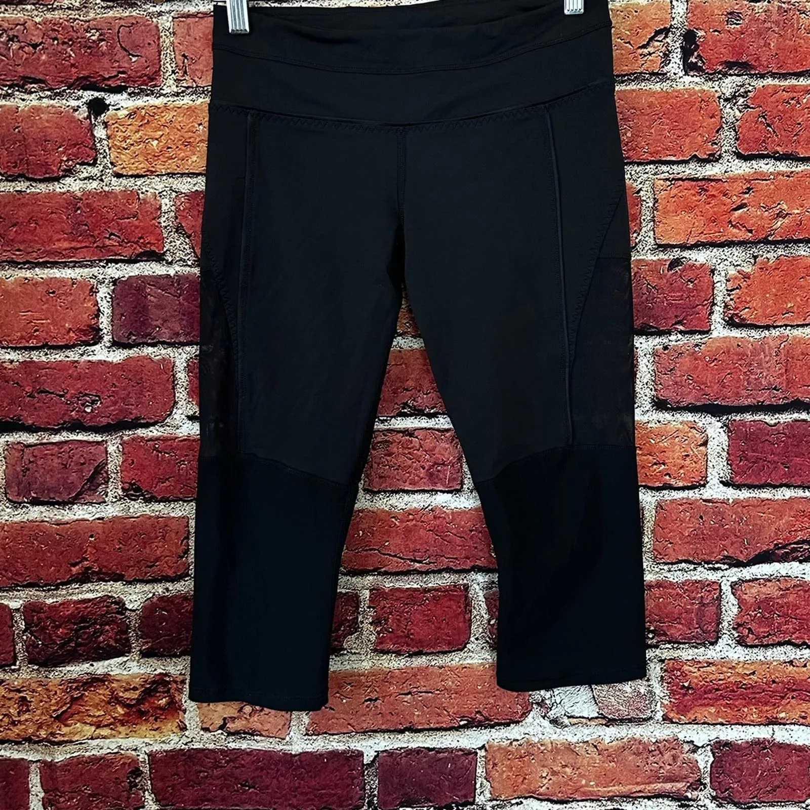 Lululemon Pants lululemon leggings size 6 Black
