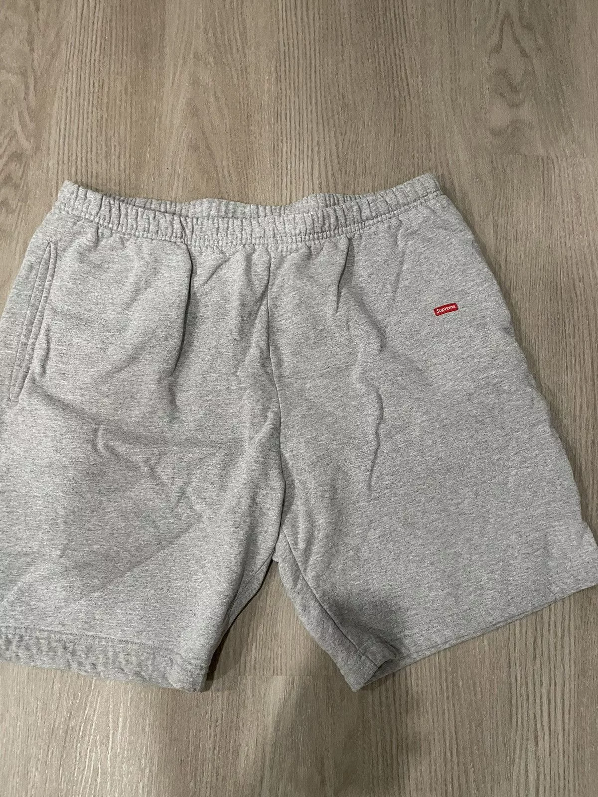 Supreme Shorts Supreme SmallBox SweatShort Gray