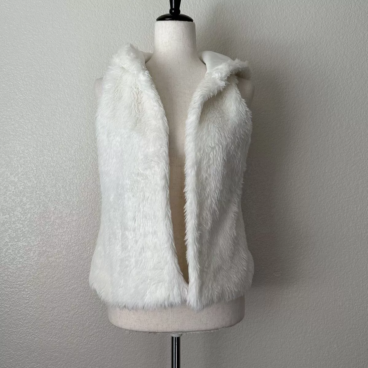 Other Vests Other Rol White Faux Fur Sleeveless Open Front Hoodie Vest