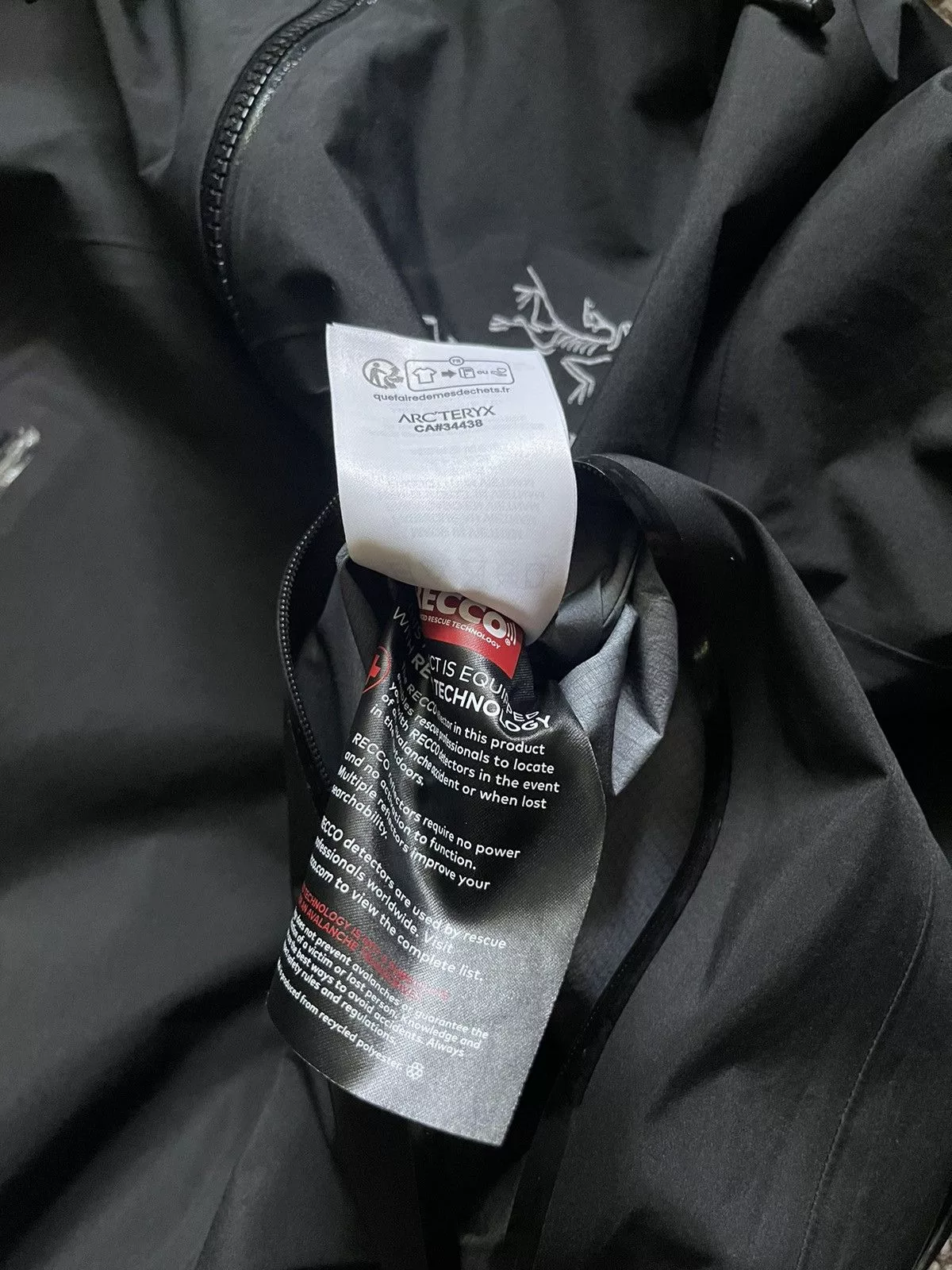 Arc'teryx Light Jackets Arc'teryx × Goretex Arc'teryx Beta AR Shell Jacket Stormhood Black