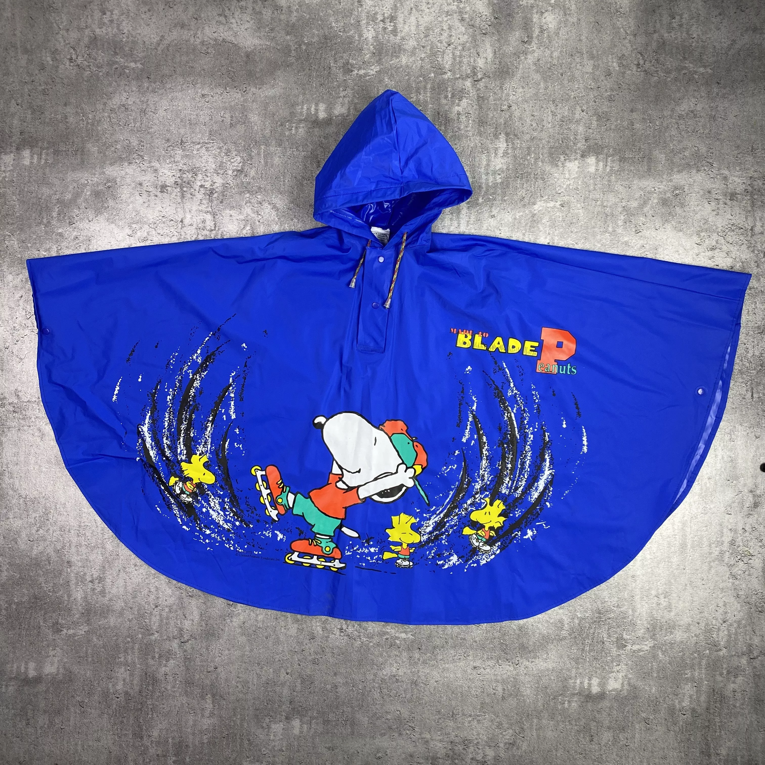 Peanuts Raincoats Peanuts × Vintage Peanuts cartoon blue rain cover kids size 128