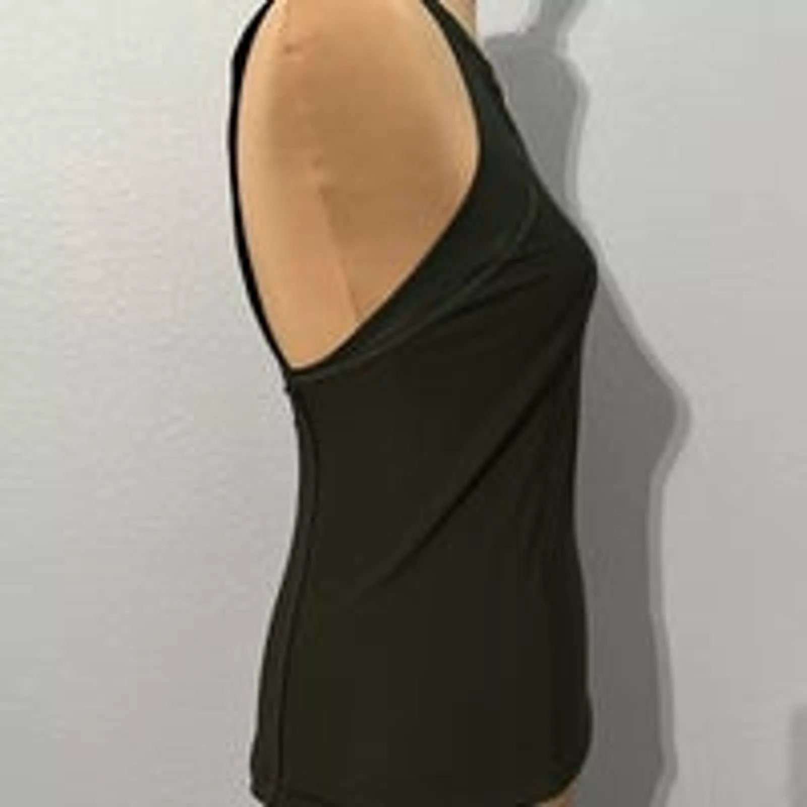 Lululemon Tank Tops Lululemon Tank Top size 4 Green