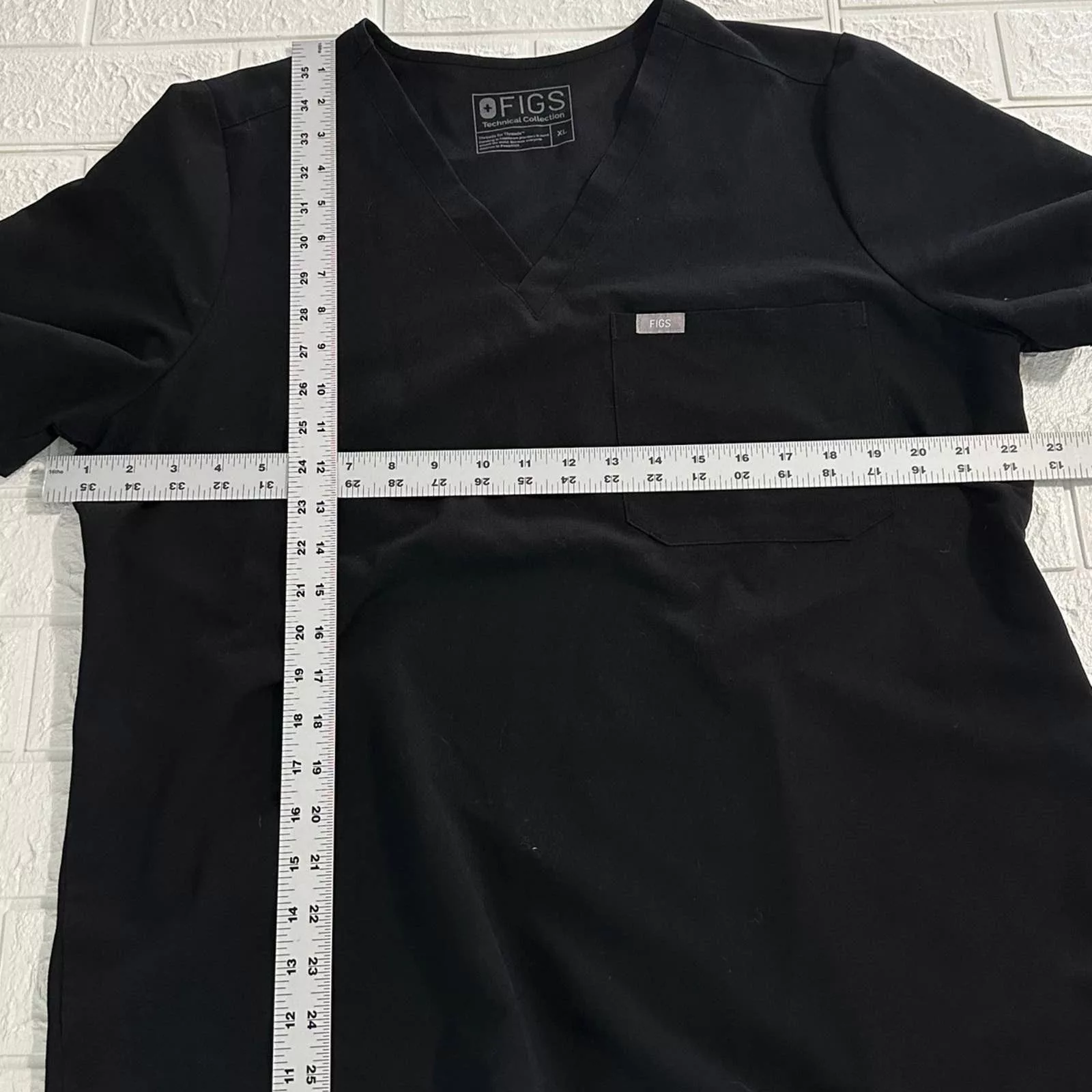 Other Pants Other Figs scrub top Black