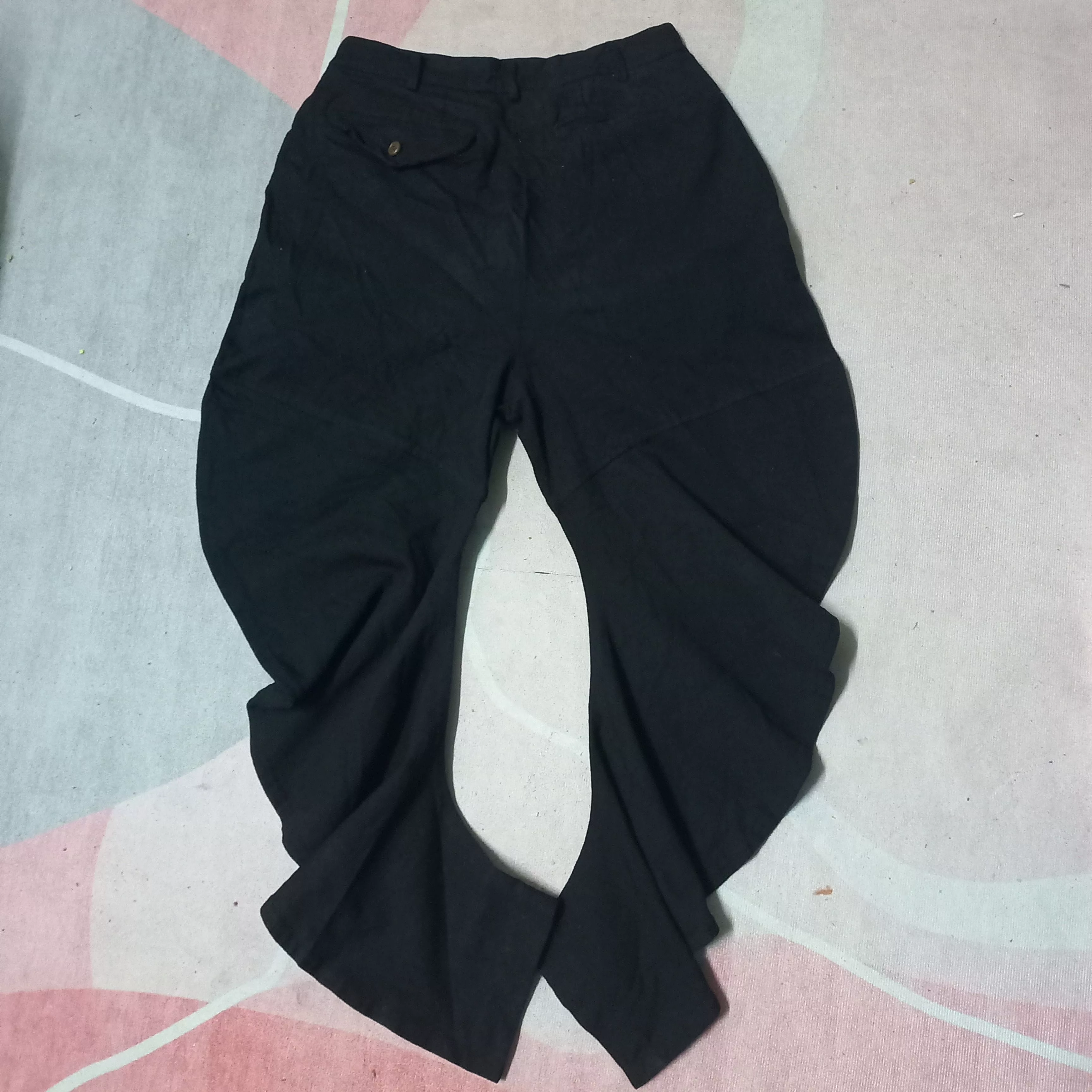 10 Corso Como Cropped Pants 10 Corso Como × Comme des Garcons Comme des garcons crop pants Black