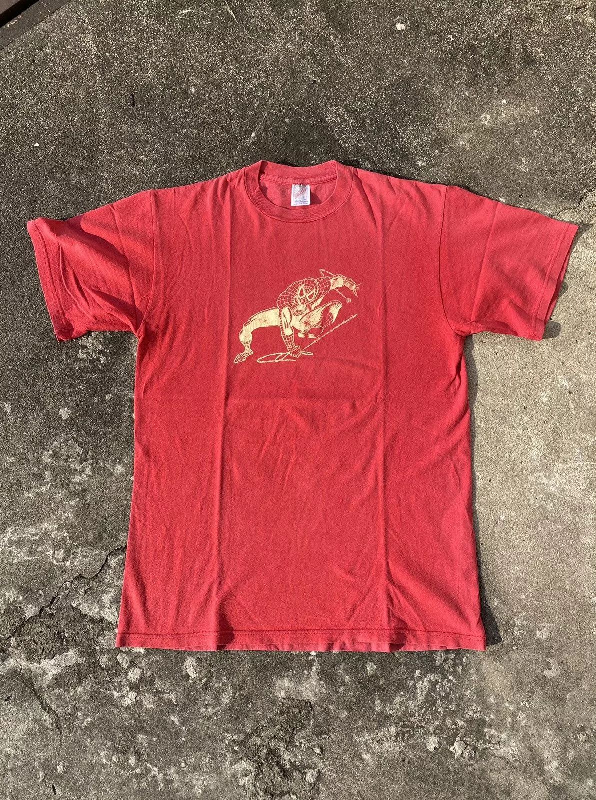 Marvel Comics Short Sleeve T Shirts Marvel Comics × Vintage Vintage 90s Spiderman t-shirt Red