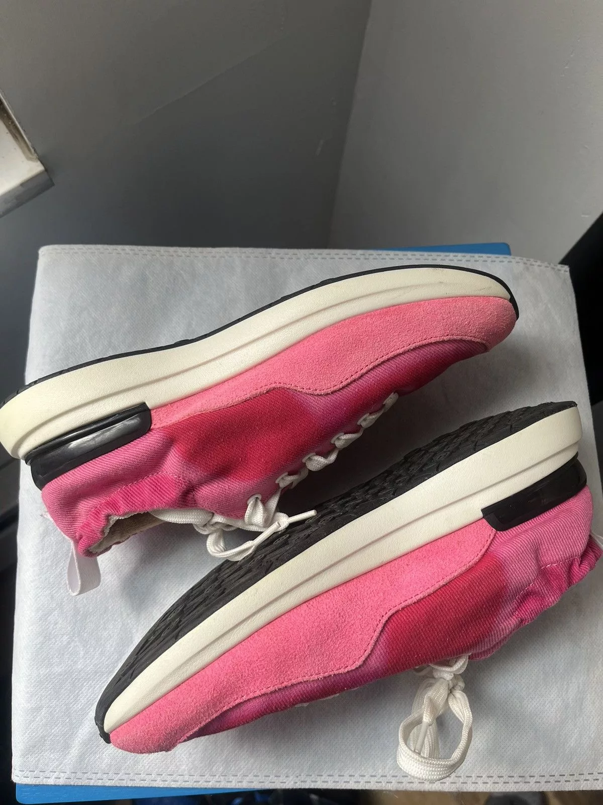 Chanel Low Top Sneakers Chanel Trainer Sneaker Pink