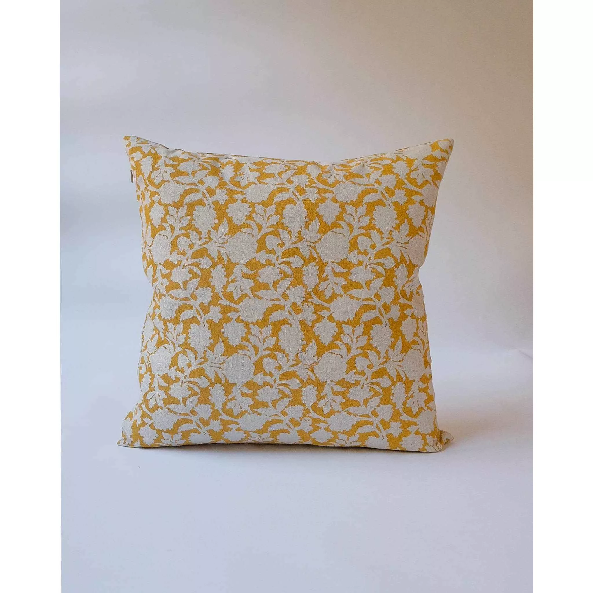UDAIPUR Block-Printed Linen Pillow Cover (22x22)