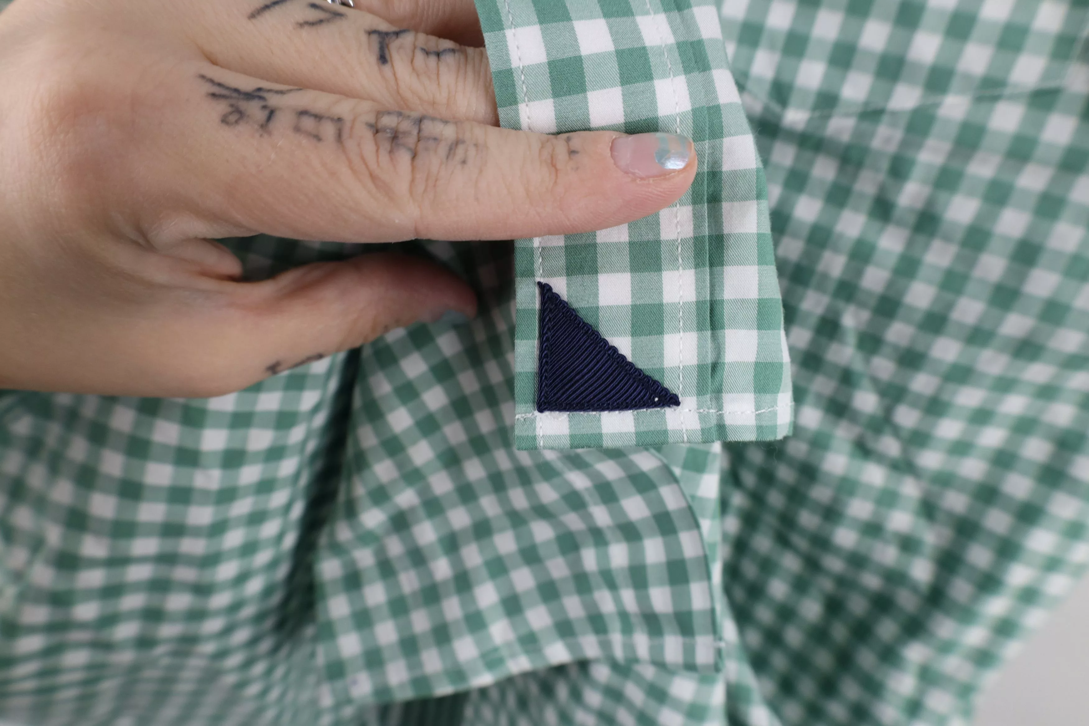 UNTUCKit Shirts Button Ups UNTUCKit × Vintage Untuckit Fit Short Sleeve Collared Button Shirt Green Plaid Multi