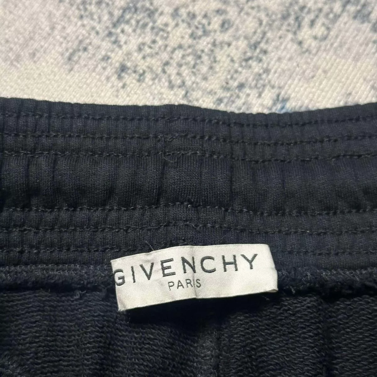 Givenchy Shorts GIVENCHY LOGO SHORT PANTS Black Luxury
