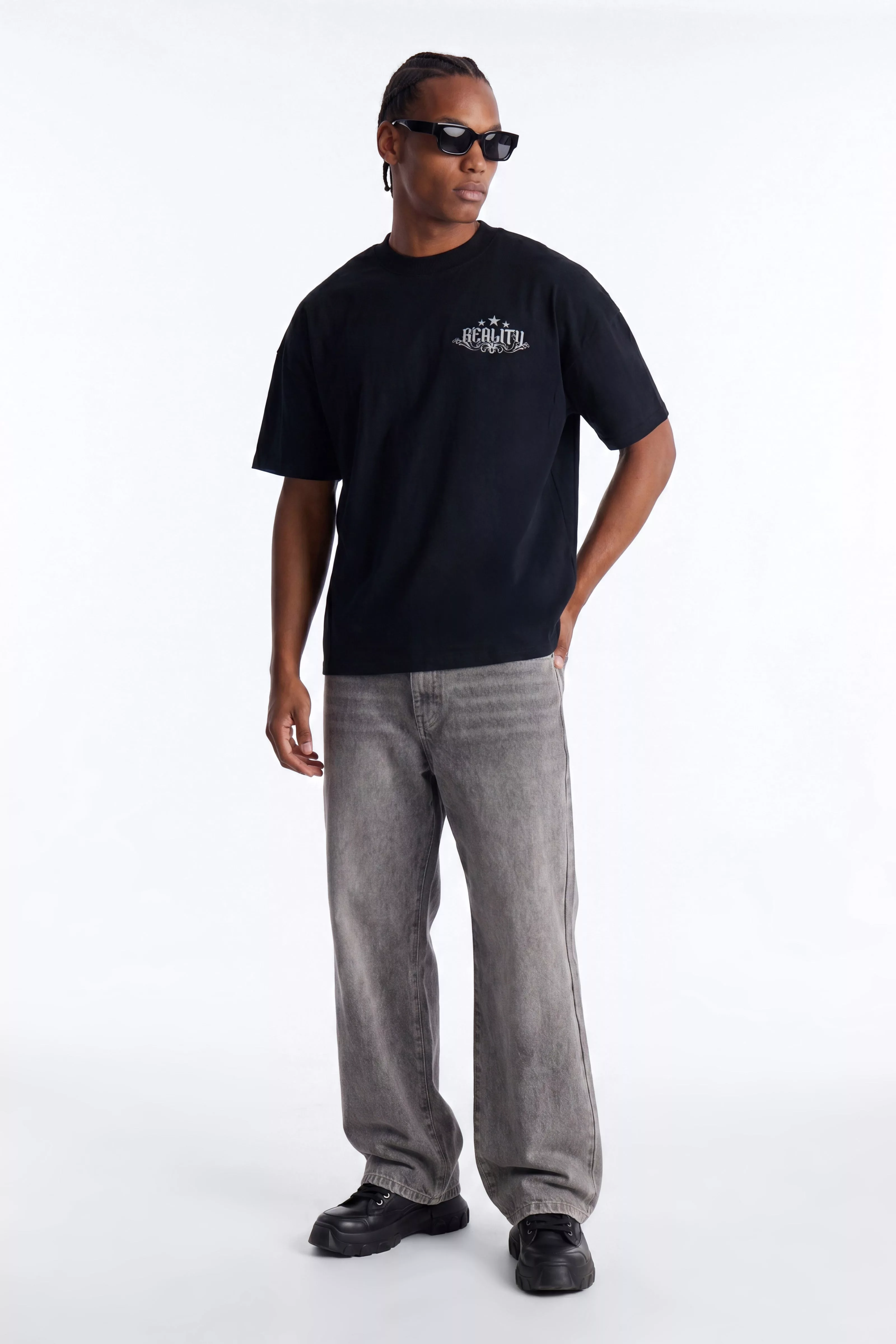 Reality Star Oversized Short Sleeve Tee - Black