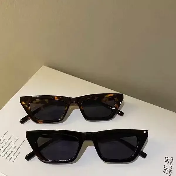 Vintage Sunglasses Vintage square frame sunglasses Black
