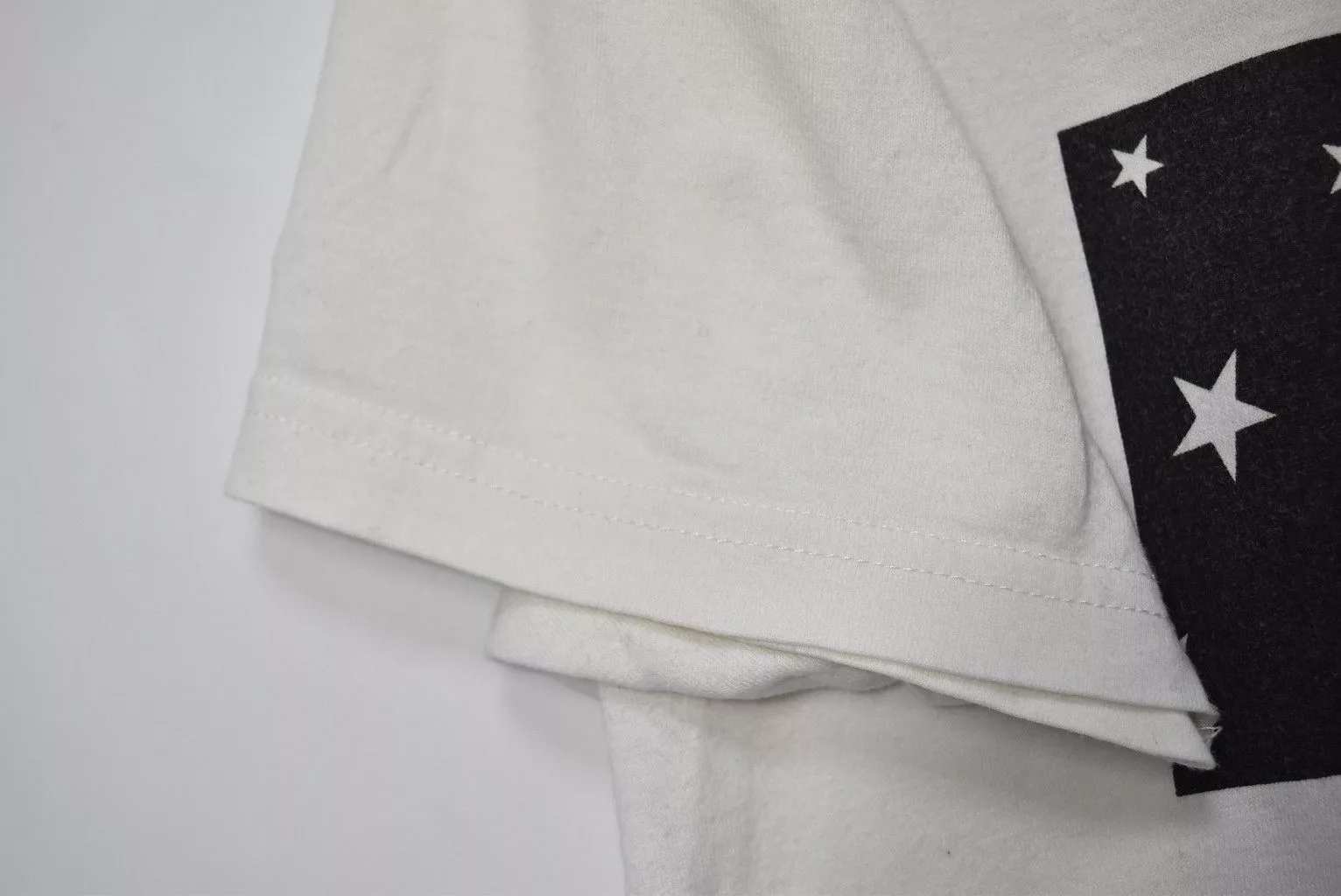 uniform experiment Short Sleeve T Shirts Uniform Experiment/logo graphic t-shirt/24201 - 0543 50 White