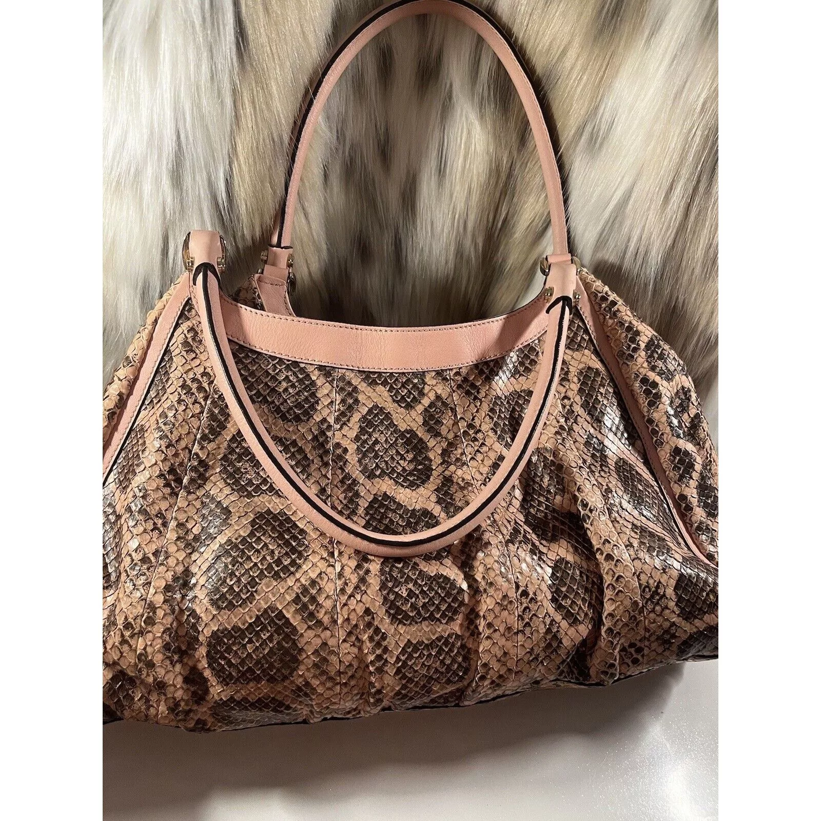 Gucci Shoulder Bags RARE Gucci PYTHON Handbag LARGE, Tan/pink.