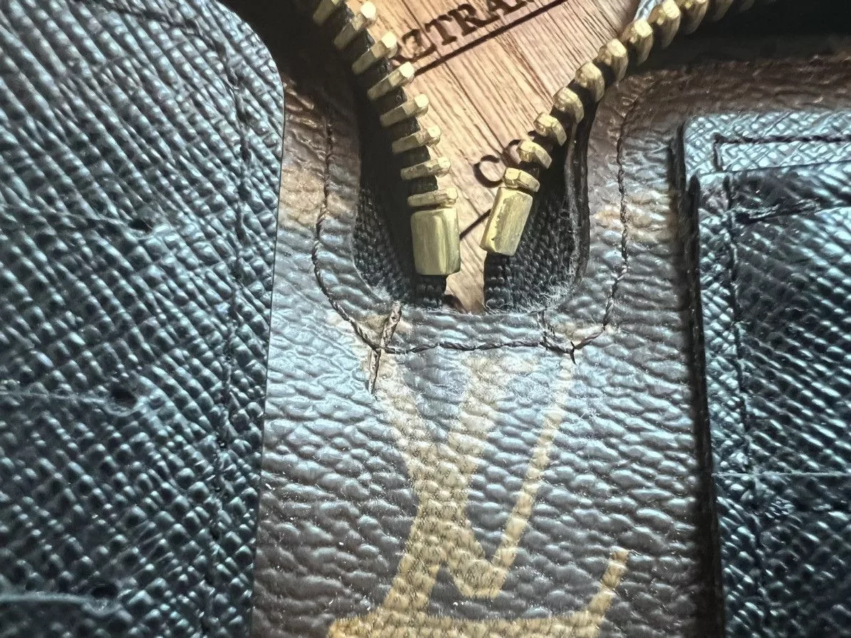 Louis Vuitton Wallets Louis Vuitton Daily Organizer Wallet Brown